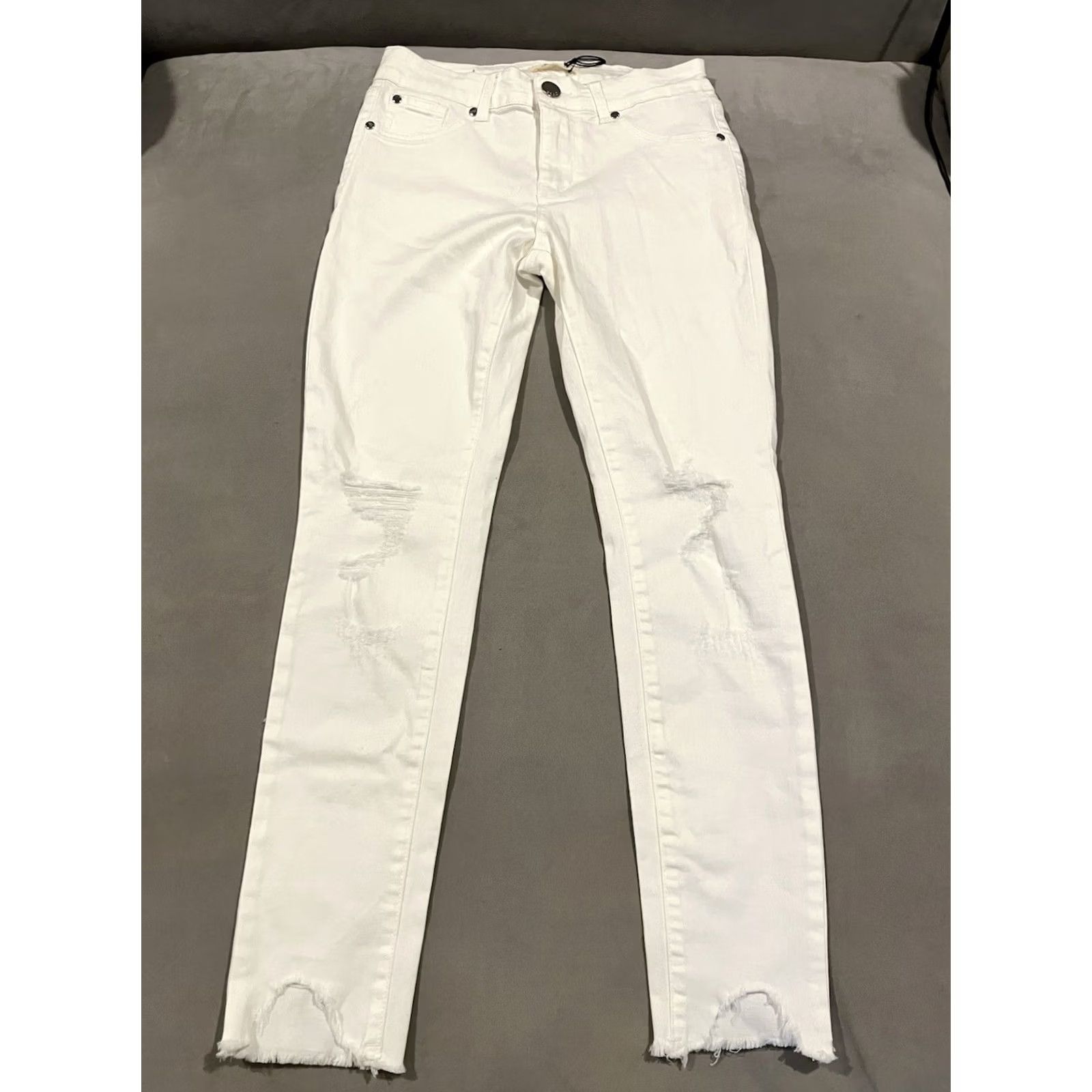 Vintage Elan White Jeans - Distressed Knee - Raw Hem - Size Small - 5-Pocket Denim Skinny Women NWT Size 28" / US 6 / IT 42 - 4 Thumbnail
