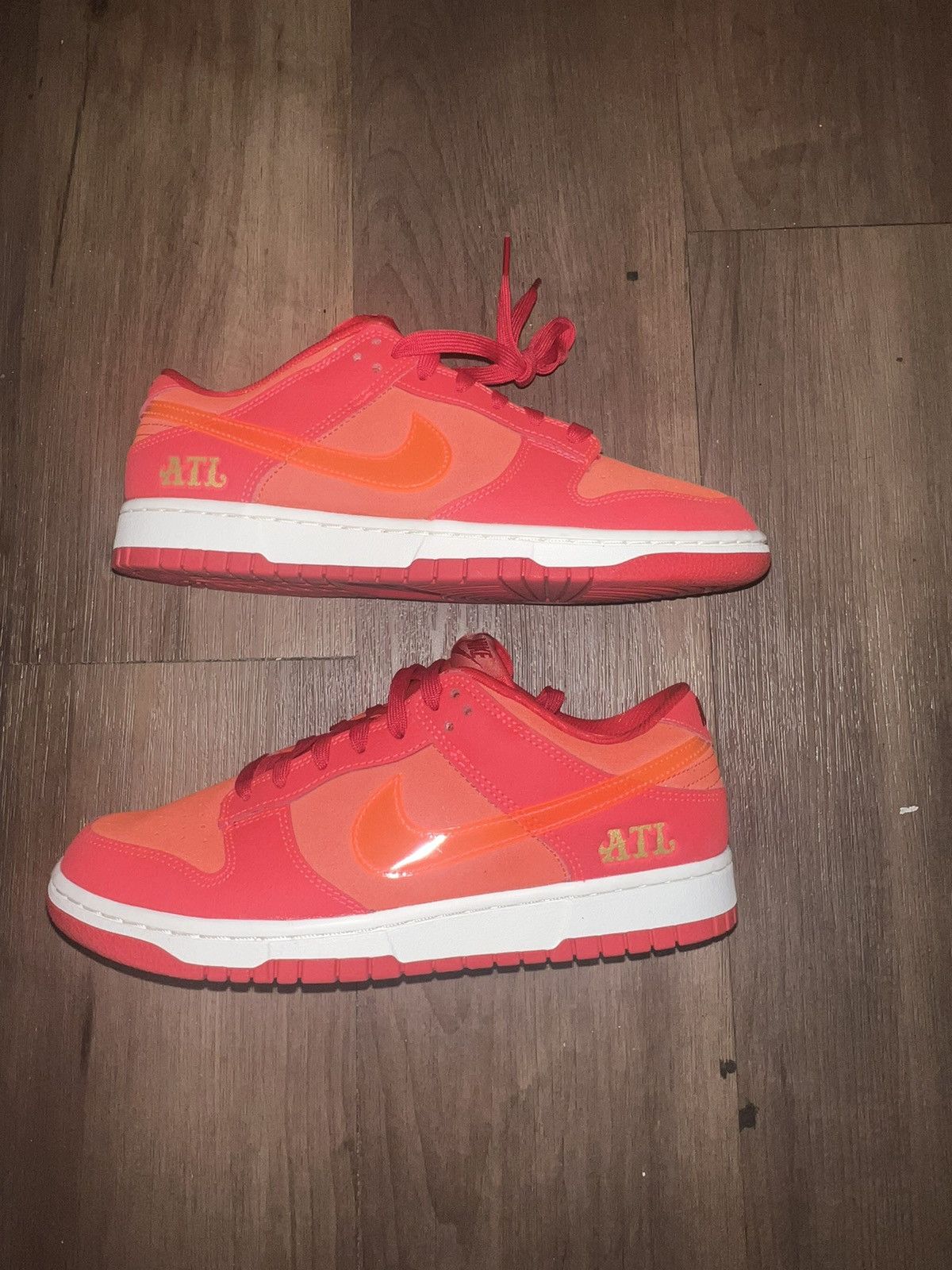Nike DUNK LOW 'ATL' Size US 9 / EU 42 - 1 Thumbnail