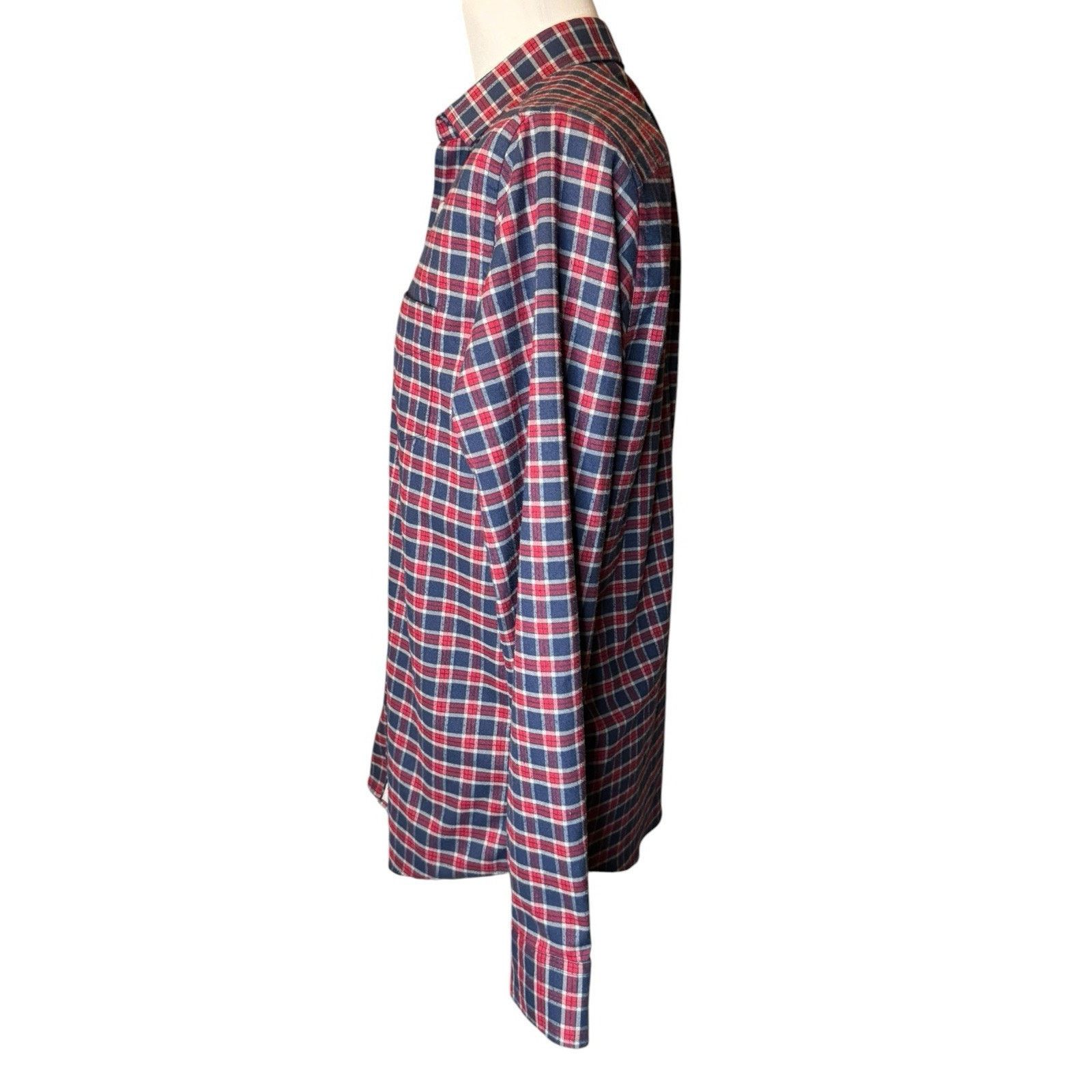 UNTUCKit Untuckit Flannel Plaid Shirt Men's Large Classic Fit Size US L / EU 52-54 / 3 - 4 Thumbnail