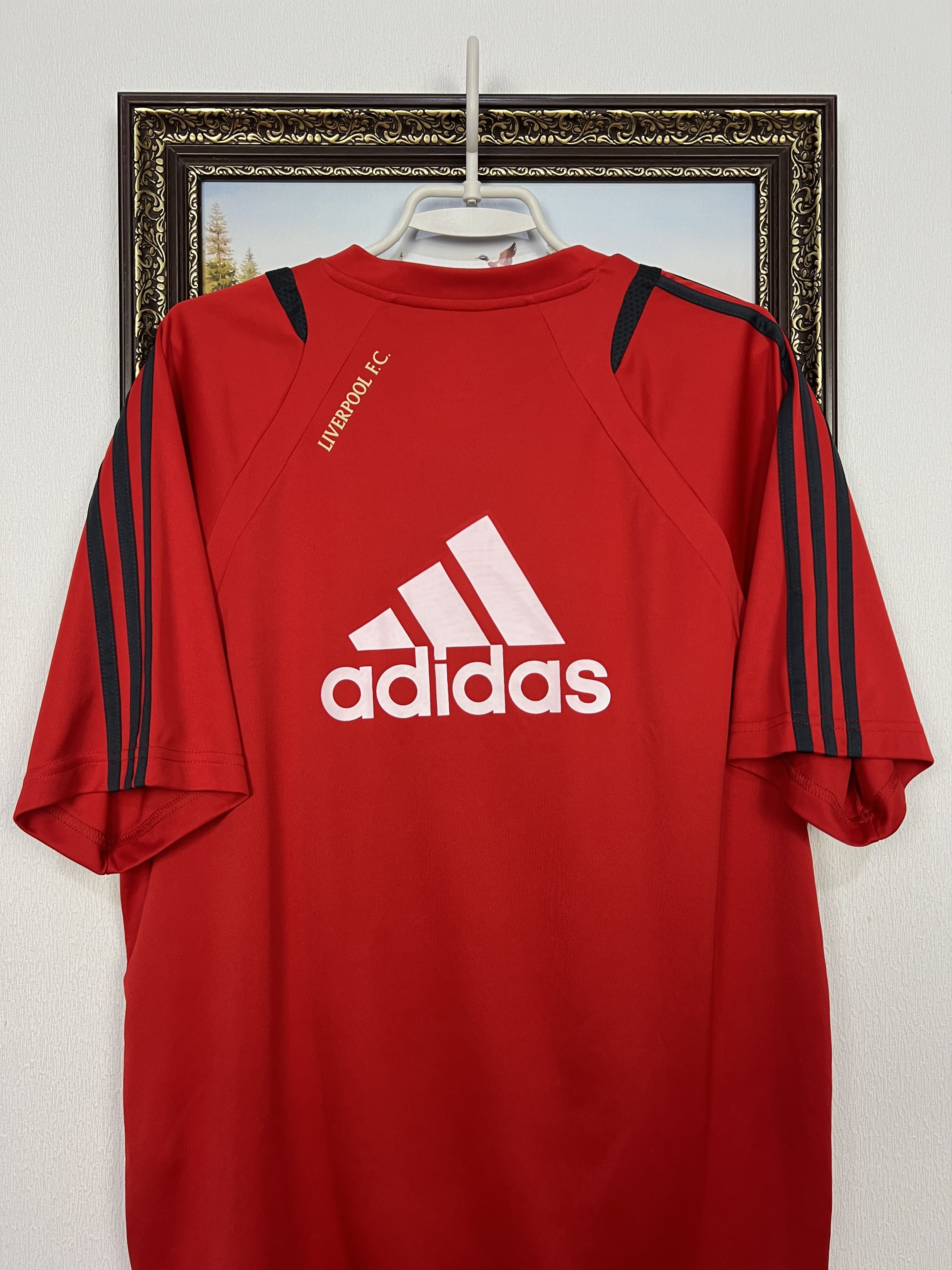 Adidas Vintage Adidas Liverpool Football Train Shirt Soccer Jersey Size US L / EU 52-54 / 3 - 10 Thumbnail