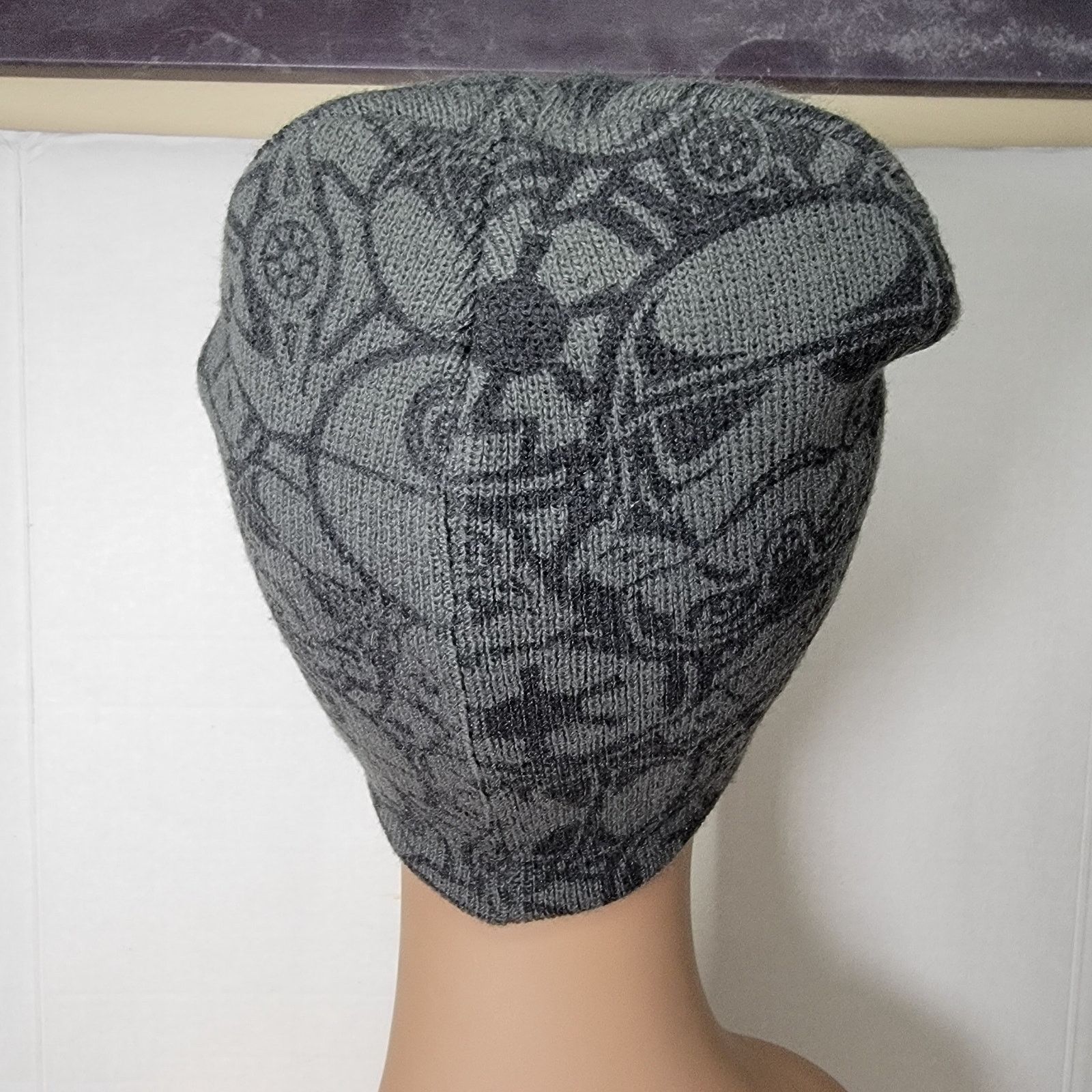 Star Wars Star Wars Knit Beanie w/ Embroidered Stormtrooper Size ONE SIZE - 4 Thumbnail