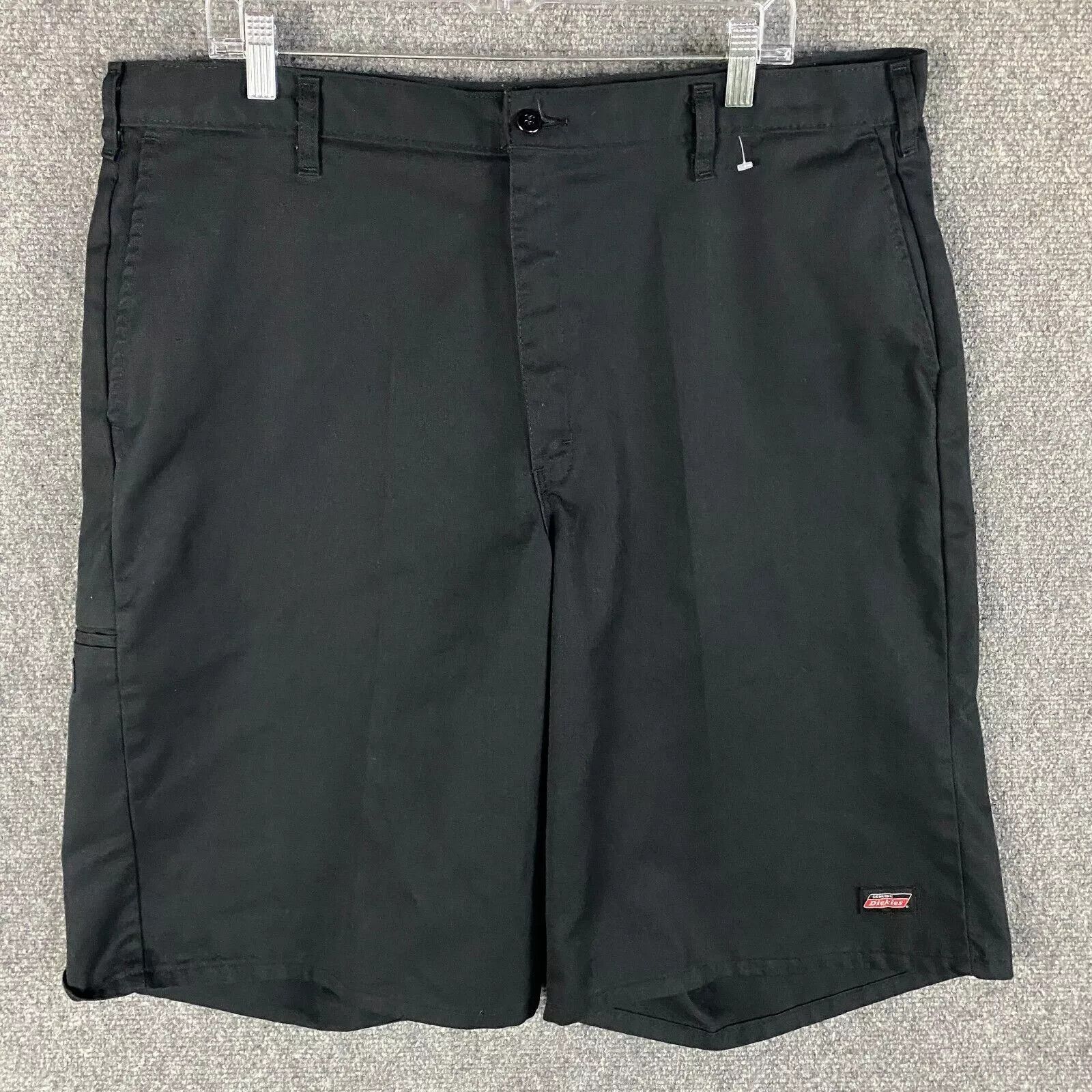 Dickies Dickies Utility Shorts Men's 42 Workwear Polyester Blend Size US 42 / EU 58 - 1 Thumbnail
