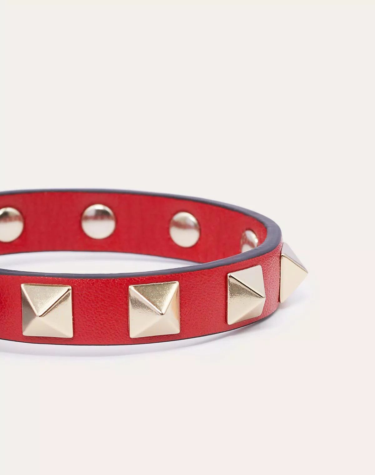 Valentino oc11z0725 Size:OS/ Rockstud Bracelet in Red Size ONE SIZE - 3 Thumbnail