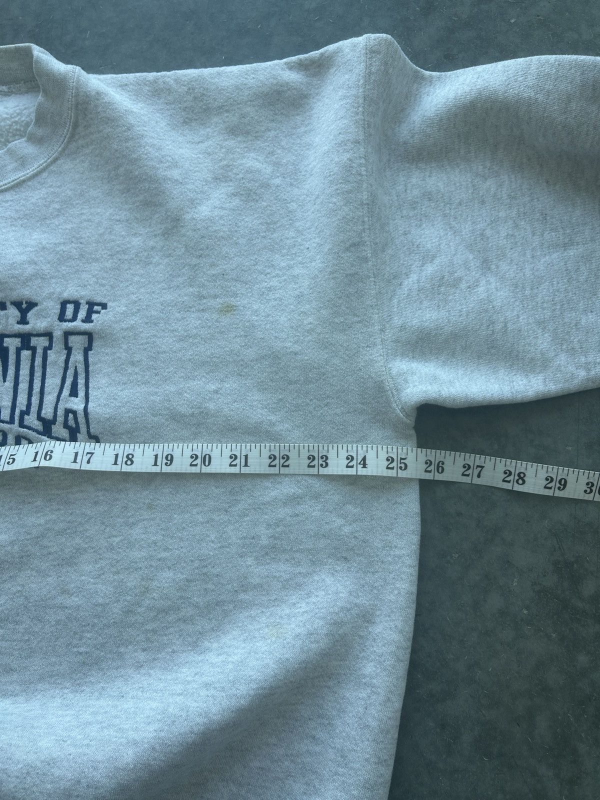 Vintage Vintage 90s Virginia Cavaliers Sweatshirt Embroidered Size US XL / EU 56 / 4 - 9 Thumbnail