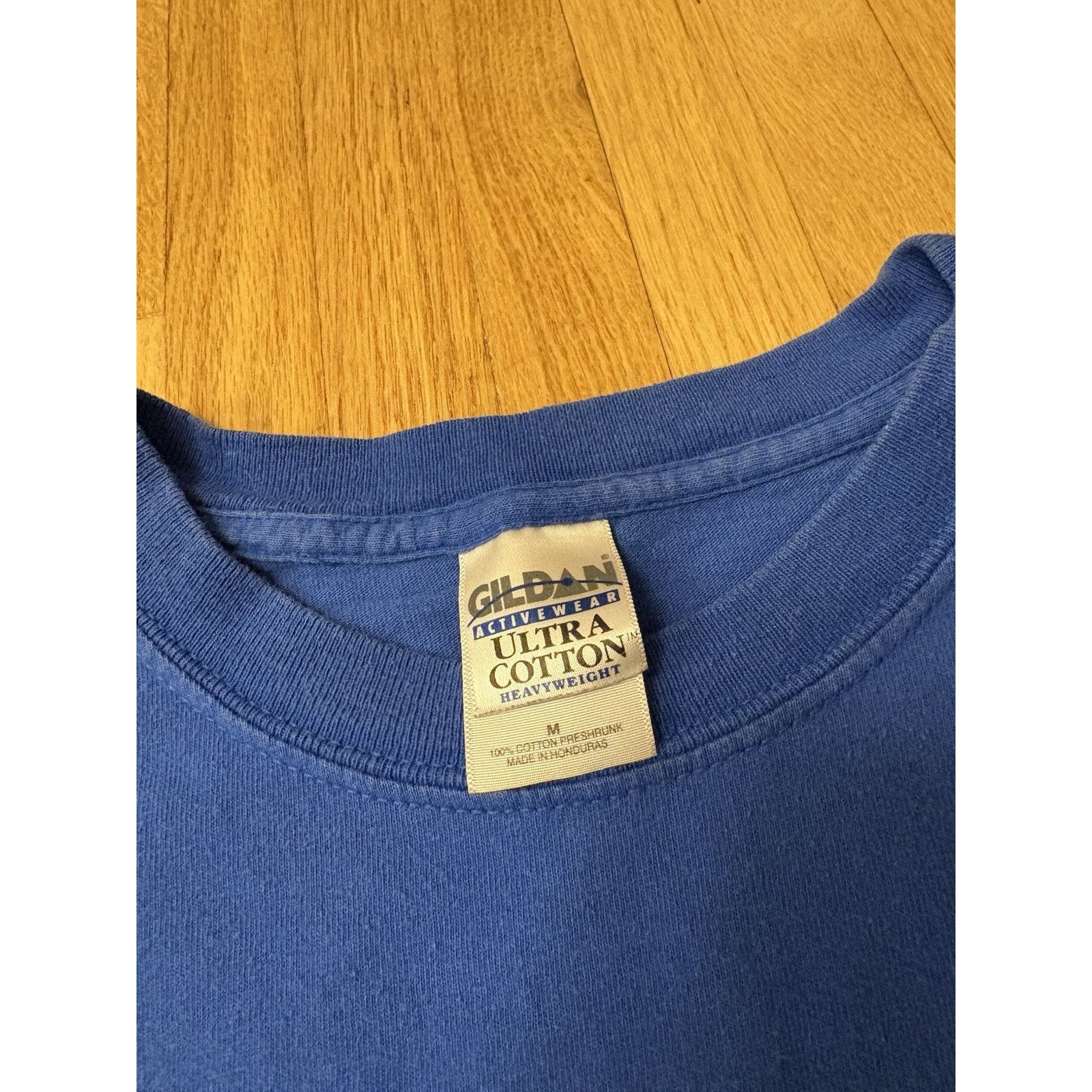Gildan Vintage 2004 Summer US Olympic Team T Shirt Adult Size M Size US M / EU 48-50 / 2 - 3 Thumbnail