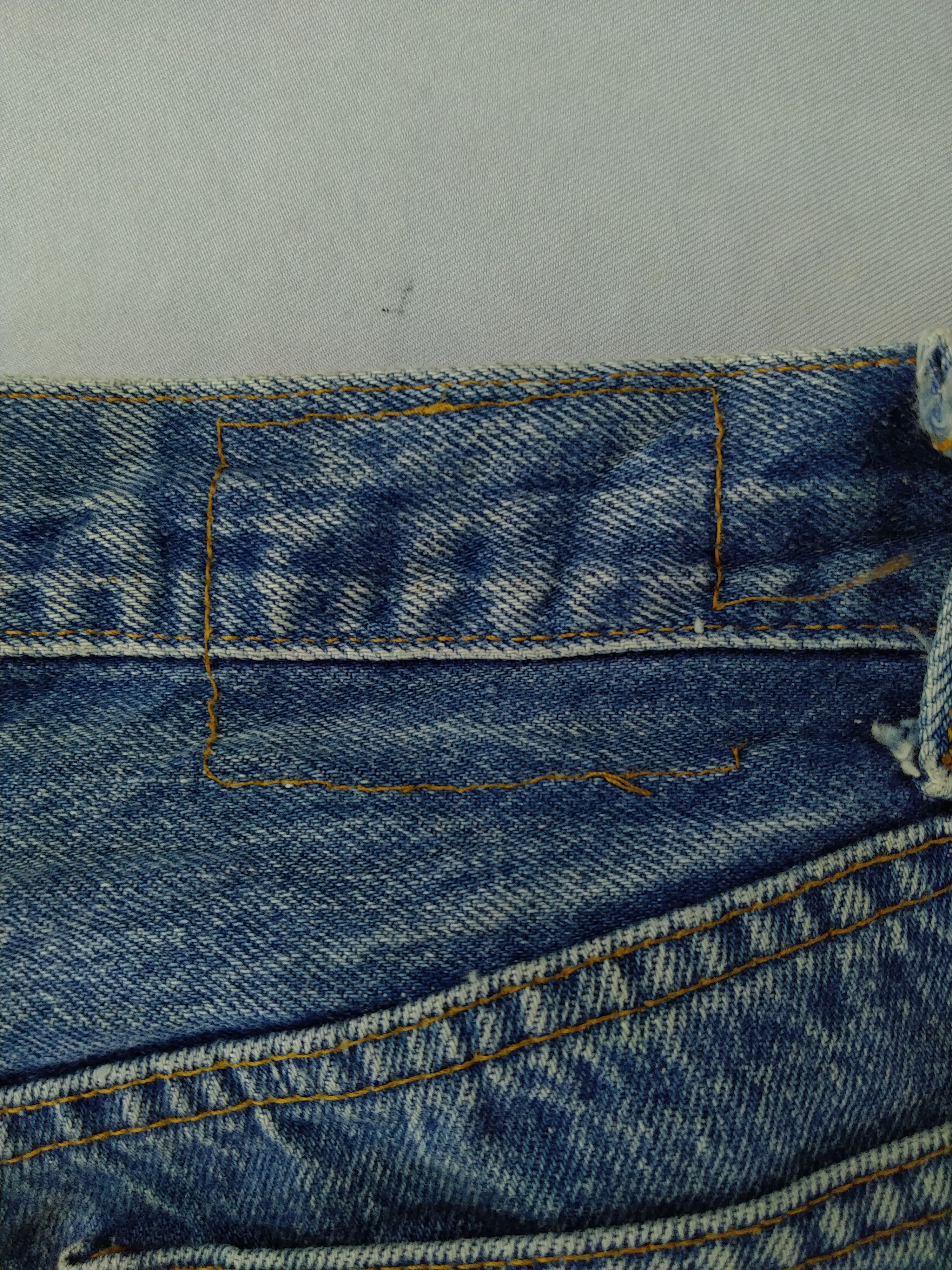 Levi's 80s Blue Vintage Levi's 501 Distressed Denim 31 x 30 -JN090 Size US 31 - 11 Thumbnail