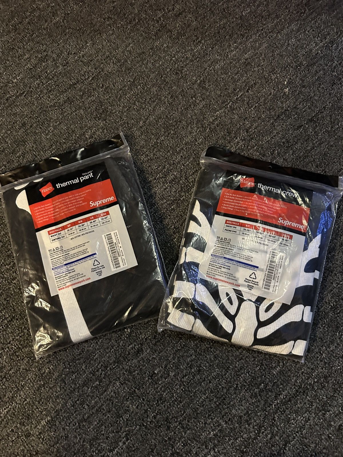 Hanes × Supreme Supreme Hanes thermal bones set Size US M / EU 48-50 / 2 - 3 Thumbnail