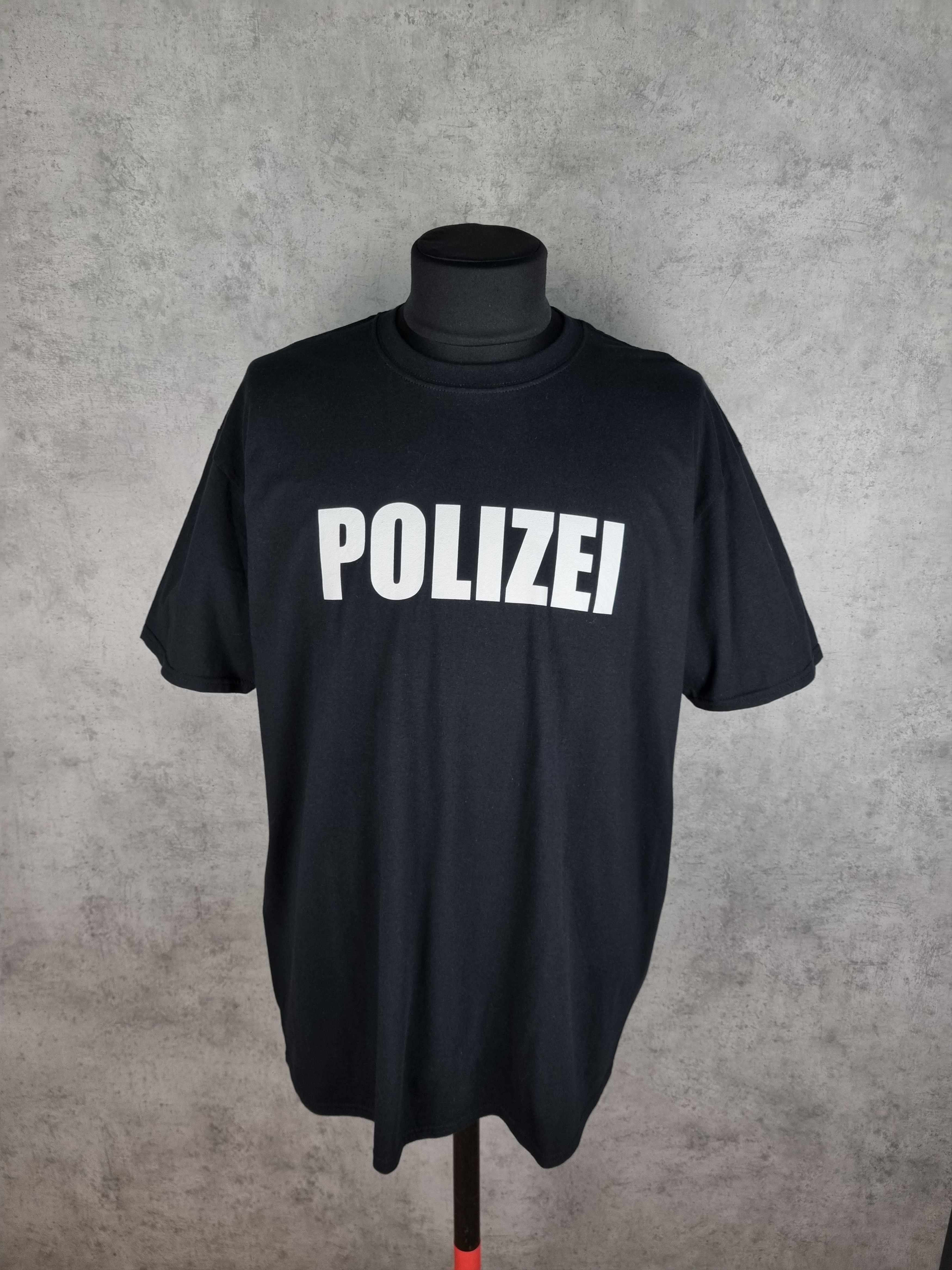 Gildan Polizei Big Logo Tee Shirt Vetements Style Kanye West Size US XXL / EU 58 / 5 - 2 Thumbnail