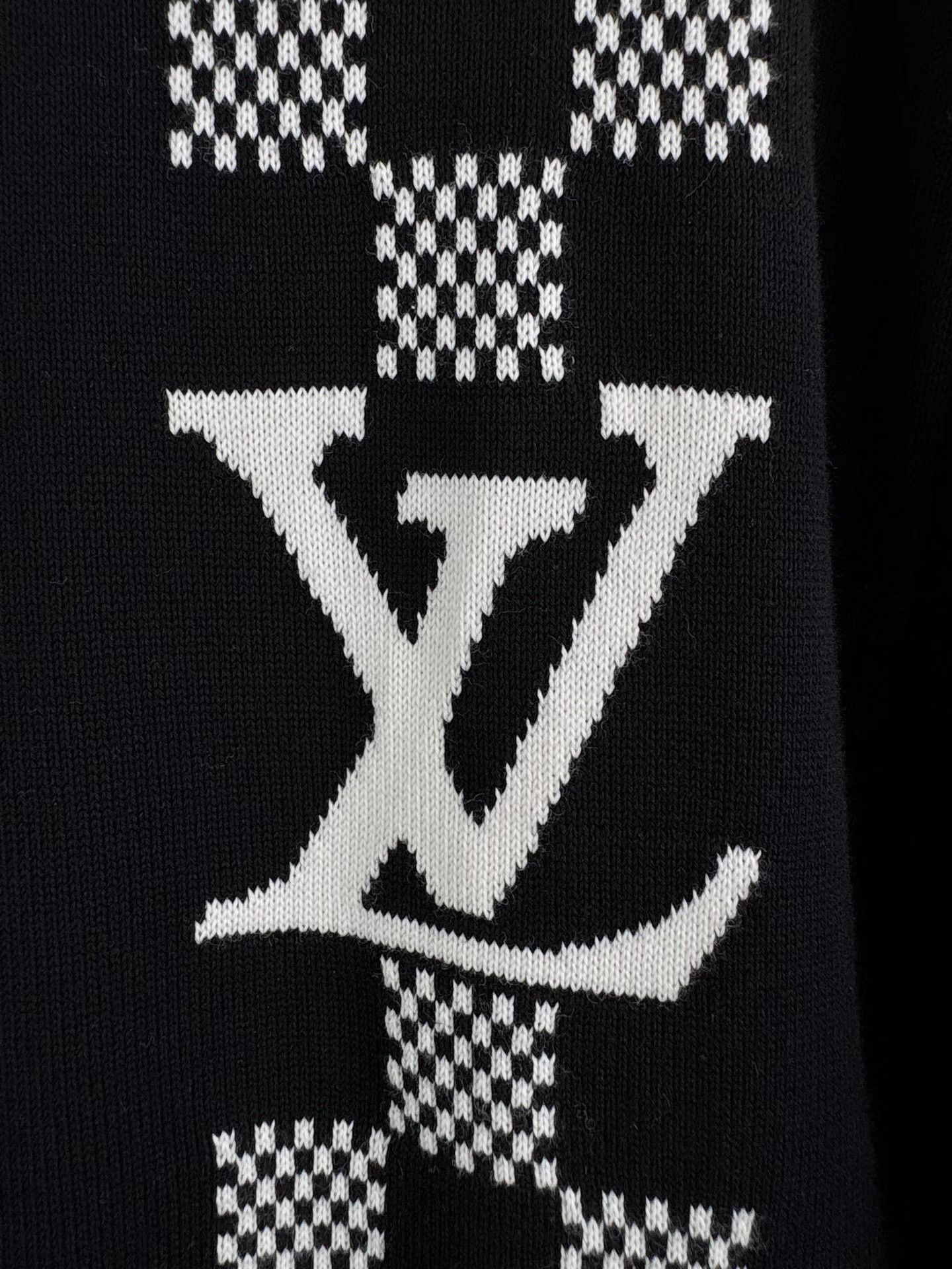 Louis Vuitton LOUIS VUITTON Racing Check Jacquard Knit Short Sleeve K1 Size US XL / EU 56 / 4 - 3 Thumbnail