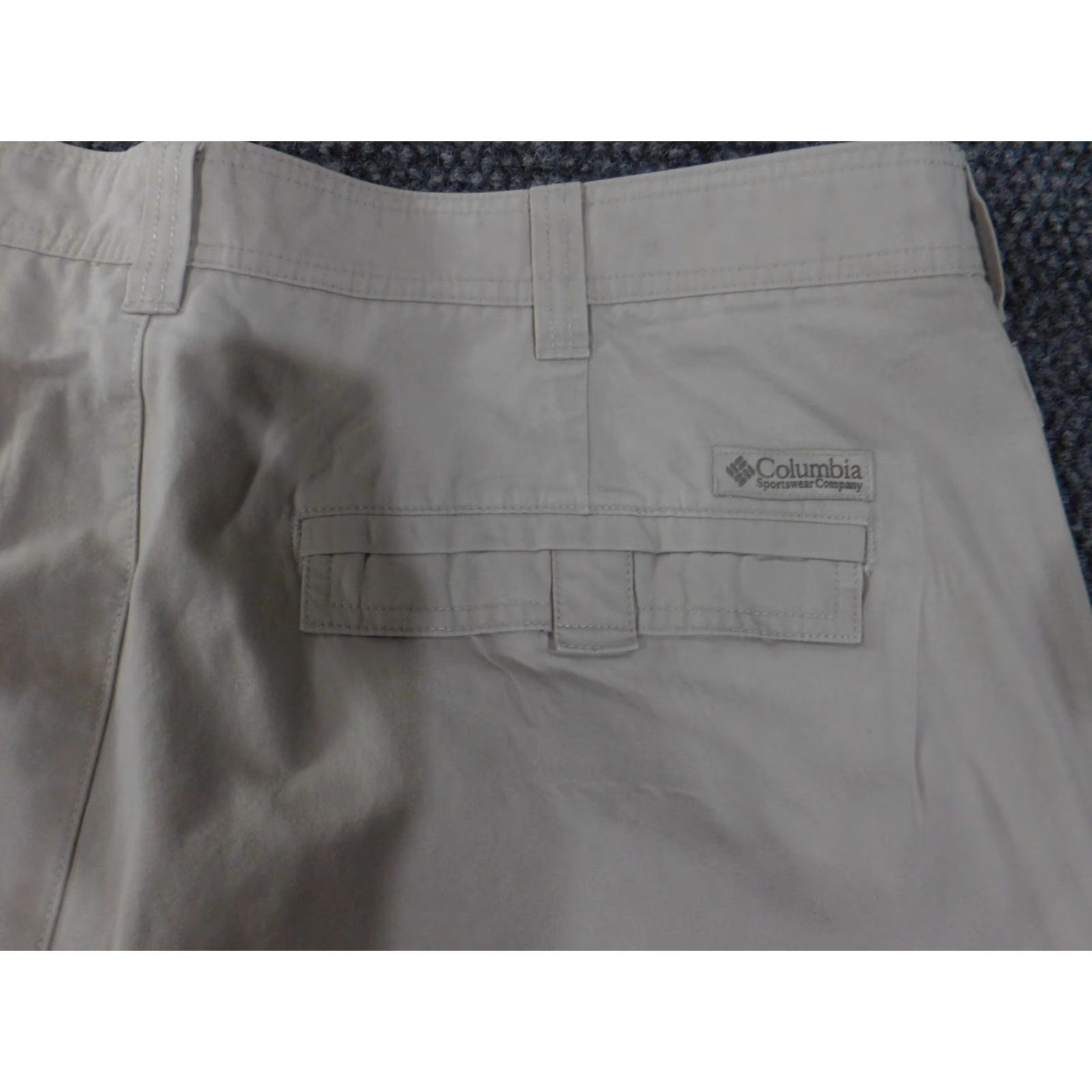 Vintage Columbia Pants Mens 36x31 Beige Lightweight Nylon Cargo Pockets Outdoor Hiking Workwear Casual Travel Size US 36 / EU 52 - 6 Thumbnail