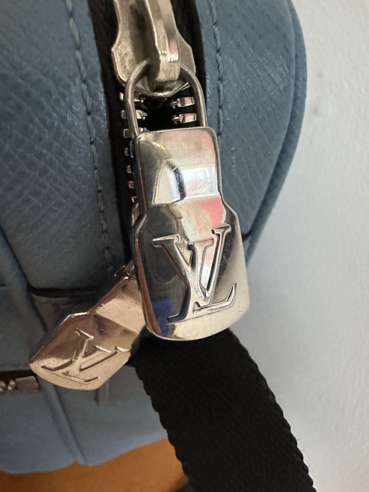 Louis Vuitton blue lv bag Size ONE SIZE - 13 Thumbnail