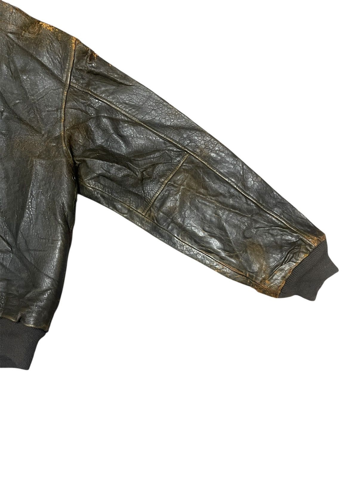 Avirex ‼️LASTDROP‼️Vintage Avirex A2 Military Cowhide Leather Jacket Size US M / EU 48-50 / 2 - 11 Thumbnail