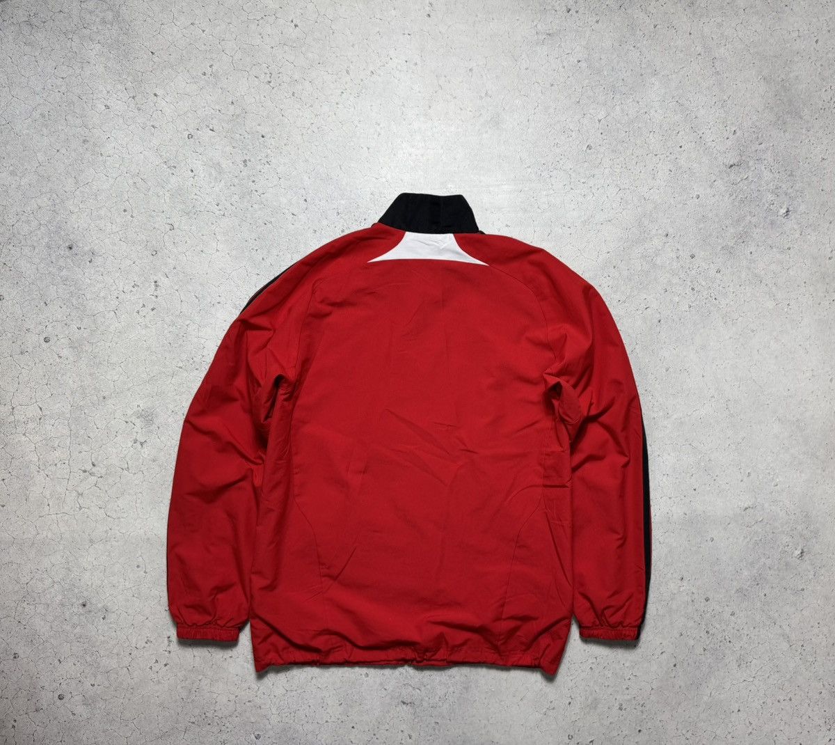 Adidas Adidas FC Liverpool Vintage Nylon Football Track Jacket Size US S / EU 44-46 / 1 - 9 Thumbnail