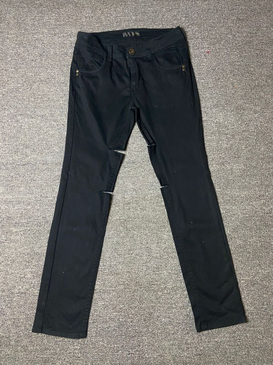 Hysteric Glamour × Japanese Brand × Vintage DAILY TOPICS Brand Ripped Pants (128) Size US 28 / EU 44 - 1 Thumbnail
