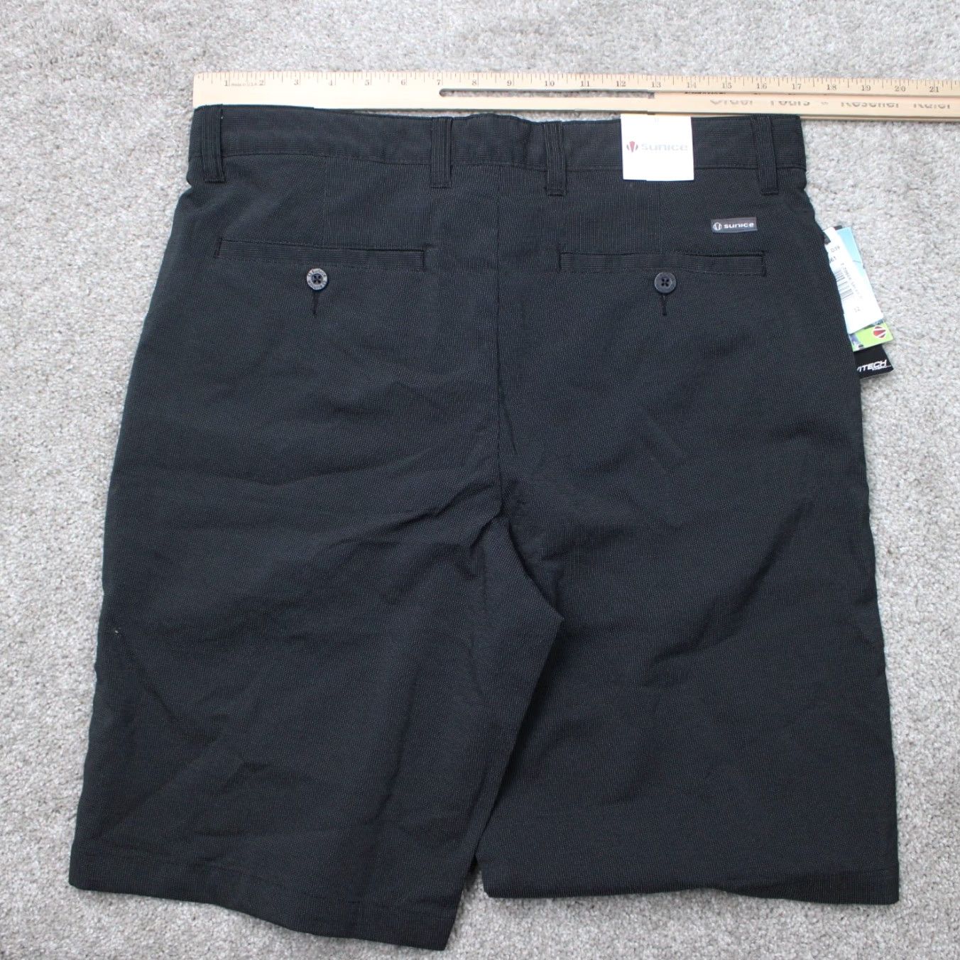 Vintage Sunice Shorts Mens 32 Black Geometric Golf Activitch Stretch Wicking NWT Chin o Size US 32 / EU 48 - 7 Thumbnail