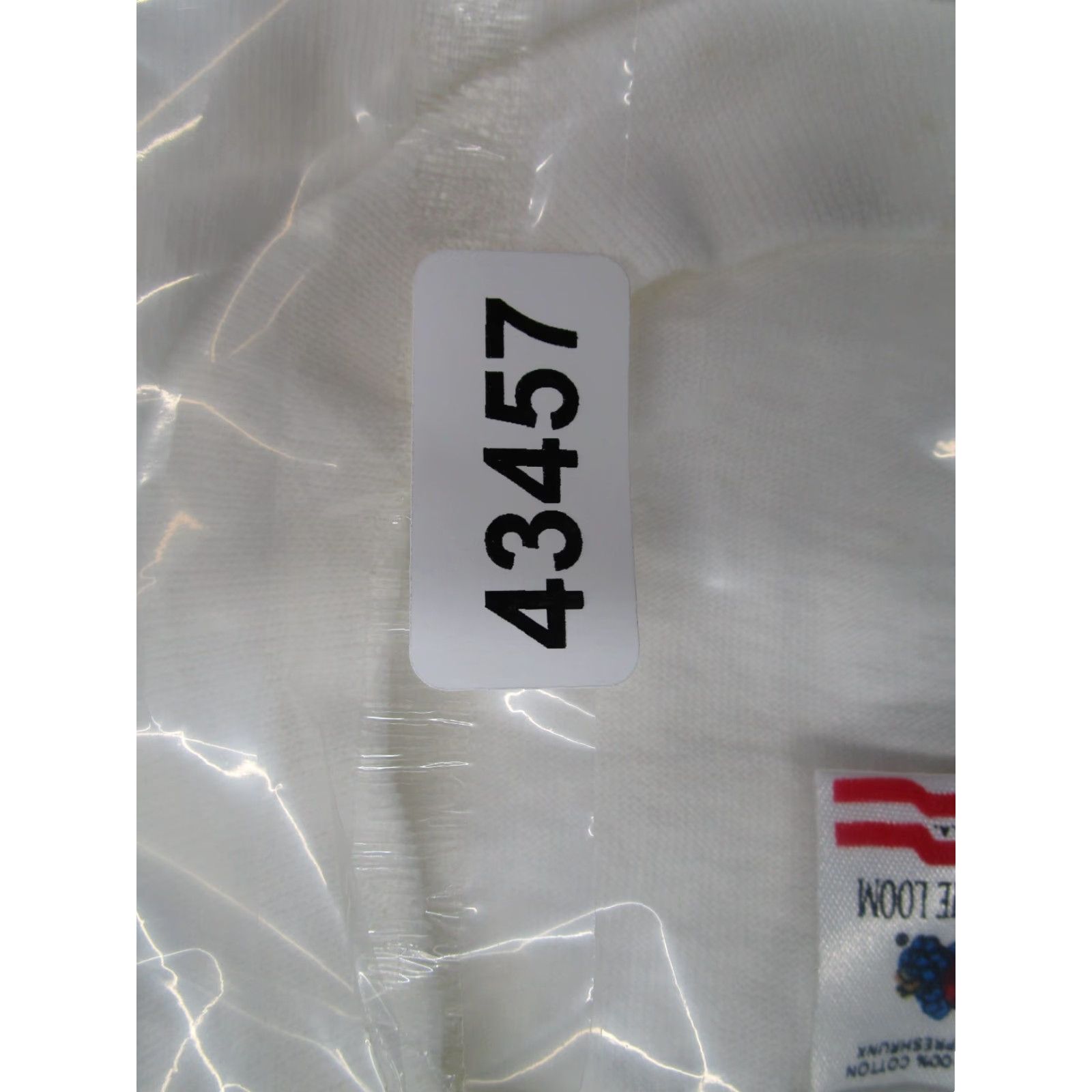 Fruit Of The Loom VINTAGE Seattle Shirt Men Large White Fruit of the Loom Short Sleeve Y2K 90s USA Size US L / EU 52-54 / 3 - 8 Thumbnail