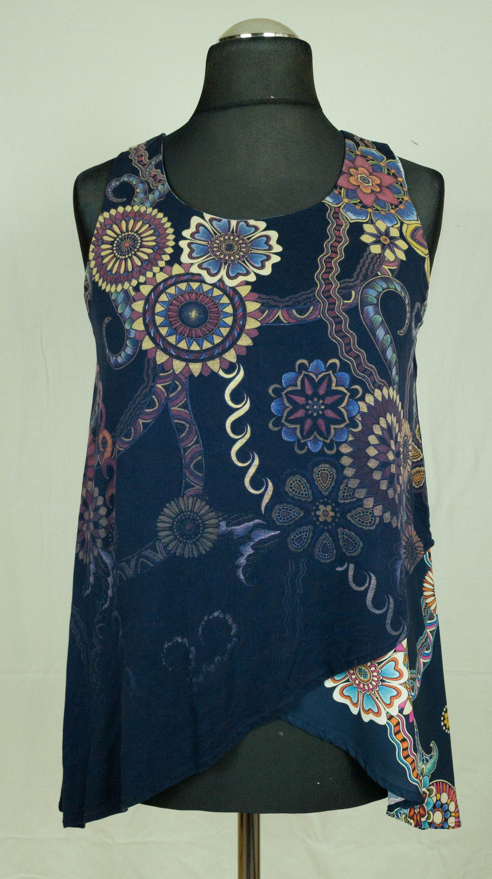 Desigual Desigual womens top size M vgc Size M / US 6-8 / IT 42-44 - 1 Thumbnail