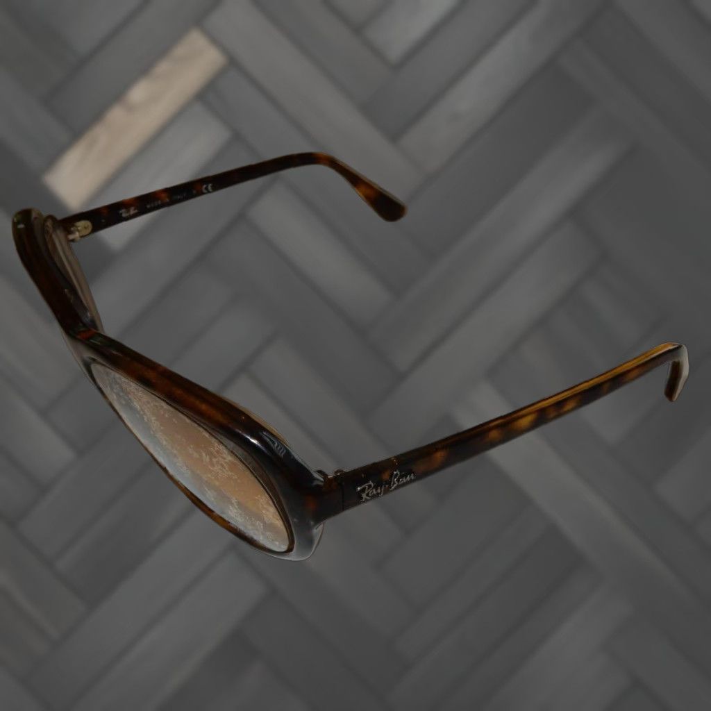 Vintage Ray-Ban Sunglasses Frames 4153 710 Ladies Brown Prescription Small Scratches Size ONE SIZE - 1 Thumbnail