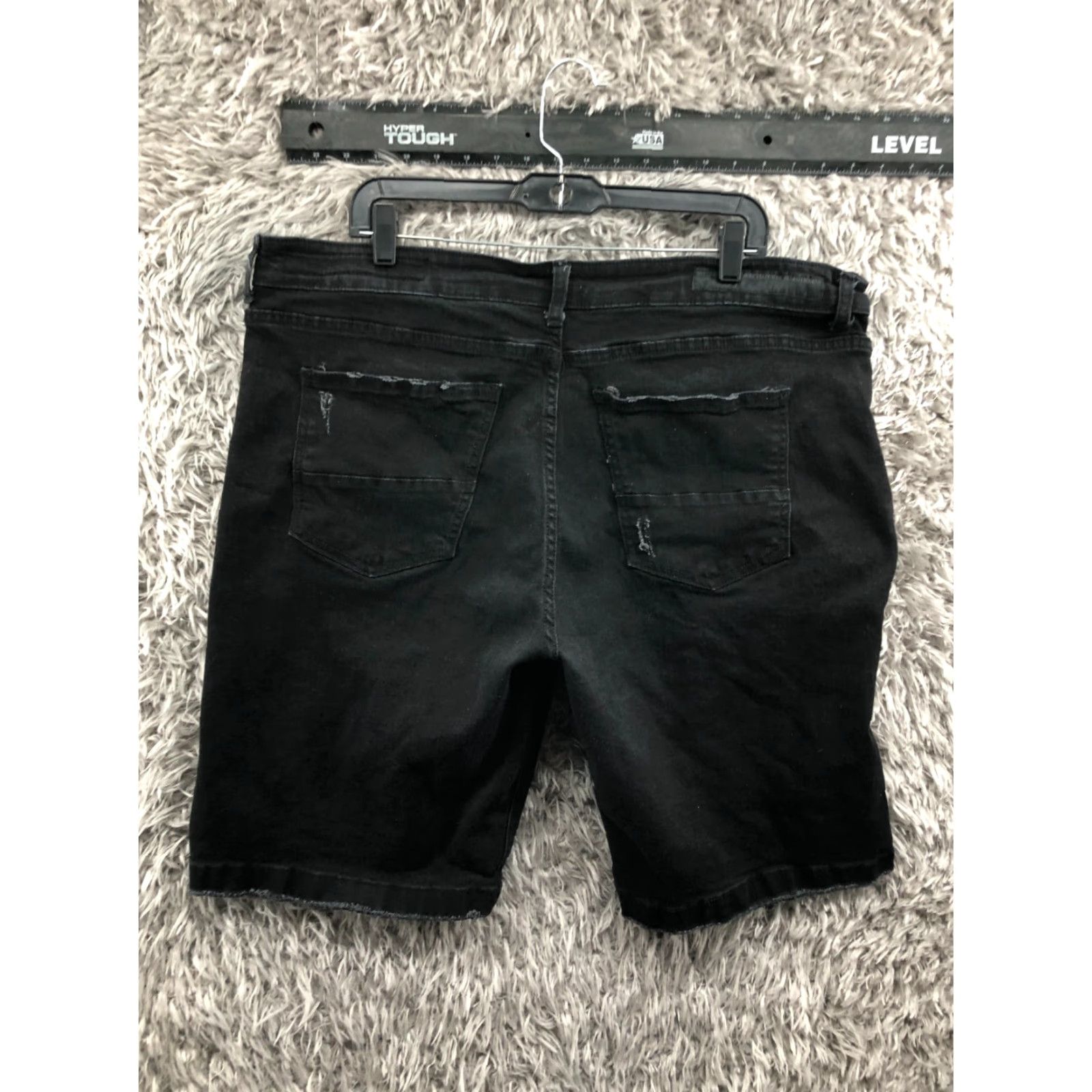 Vintage VINTAGE Rockstar Bermuda Shorts Mens Size 40 Mid Rise Dark Wash Black Distresse Size US 40 / EU 56 - 7 Thumbnail