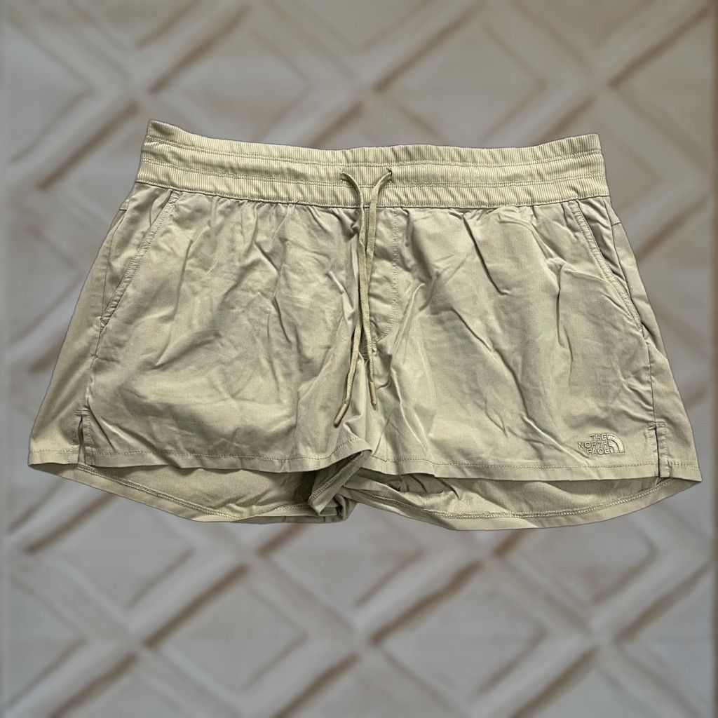 The North Face THE NORTH FACE Active Shorts Womens XL Brown Zip Pocket Elastic Waist Athletic Size 40" / US 18 - 1 Thumbnail
