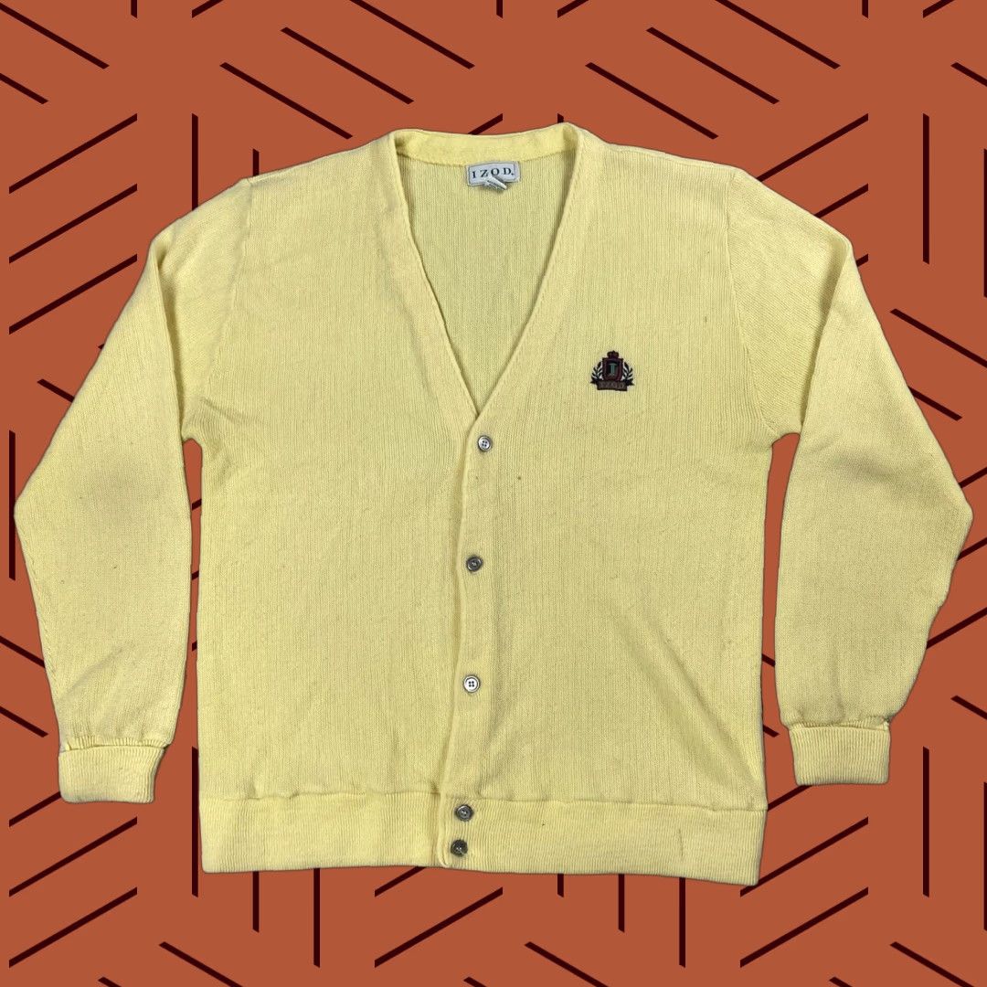 VINTAGE IZOD Yellow Knit Cardigan XL Mens Preppy Button-Up with Embroidered Crest