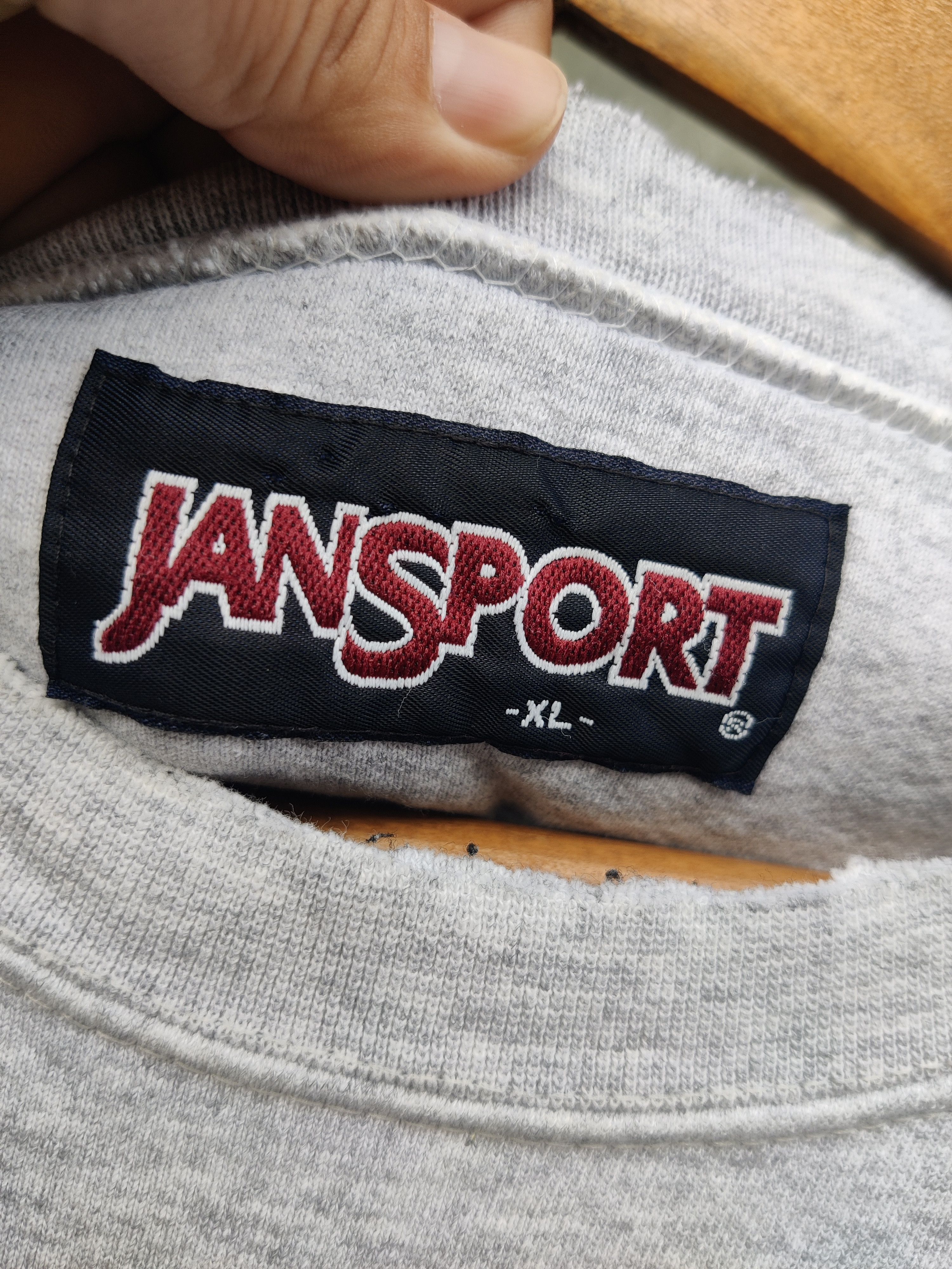 Golden Bear Vintage Distressed Jansport Long Beach State Sweatshirt Size US XL / EU 56 / 4 - 7 Thumbnail