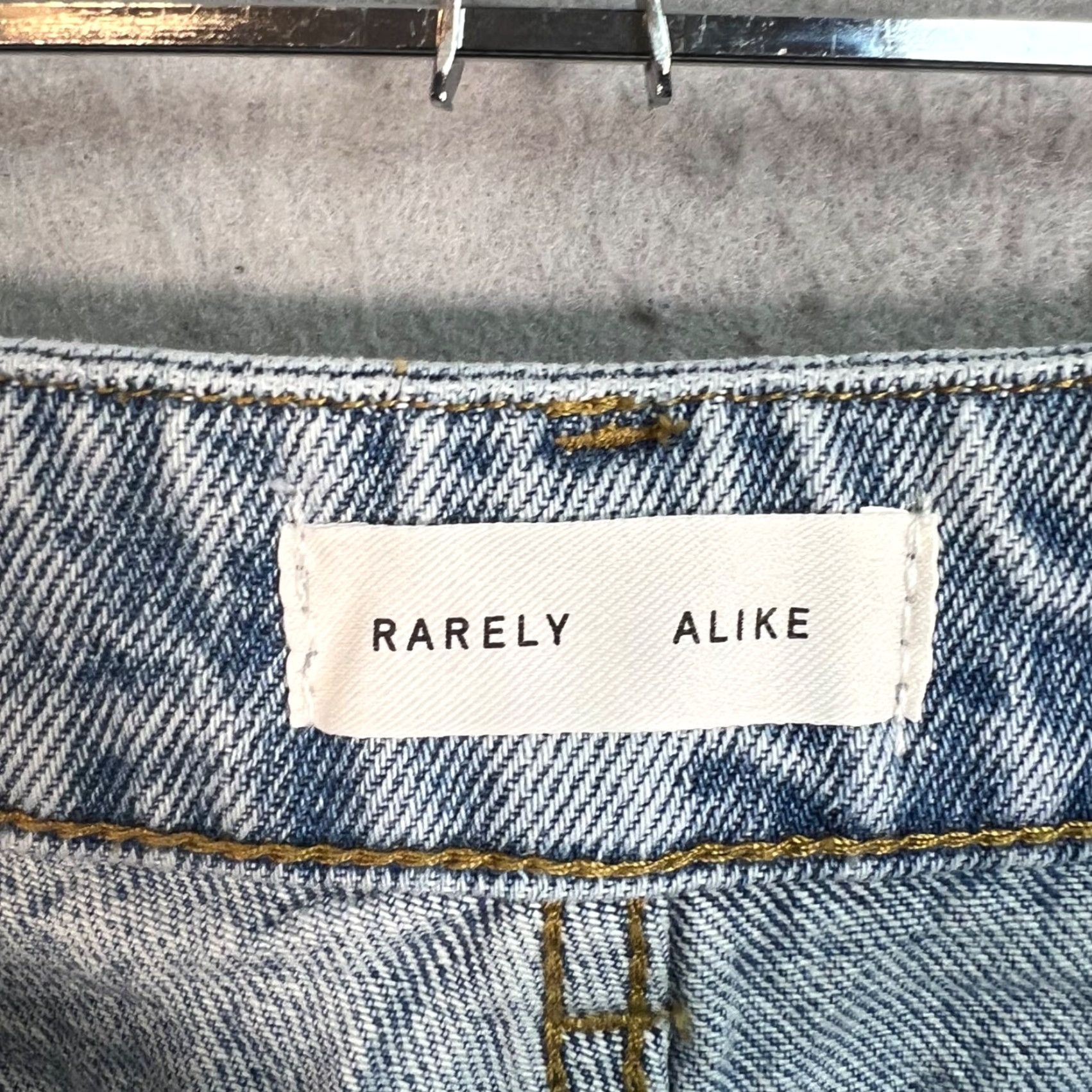 Vintage VINTAGE Rarely Alike Womens Distressed Two-Tone High-Waisted Wide-Leg Denim Jeans Size Medium Blue Size 32" / US 10 / IT 46 - 3 Thumbnail