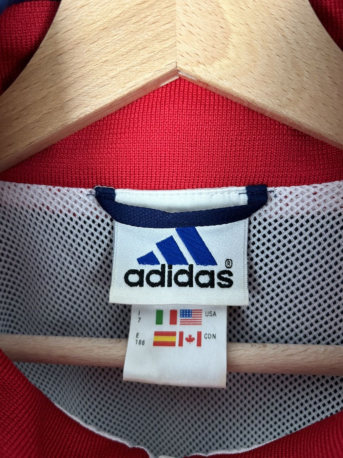 Adidas Vintage Bayern Munich Rare Jacket Sweatshirt Soccer Football Size US L / EU 52-54 / 3 - 6 Thumbnail