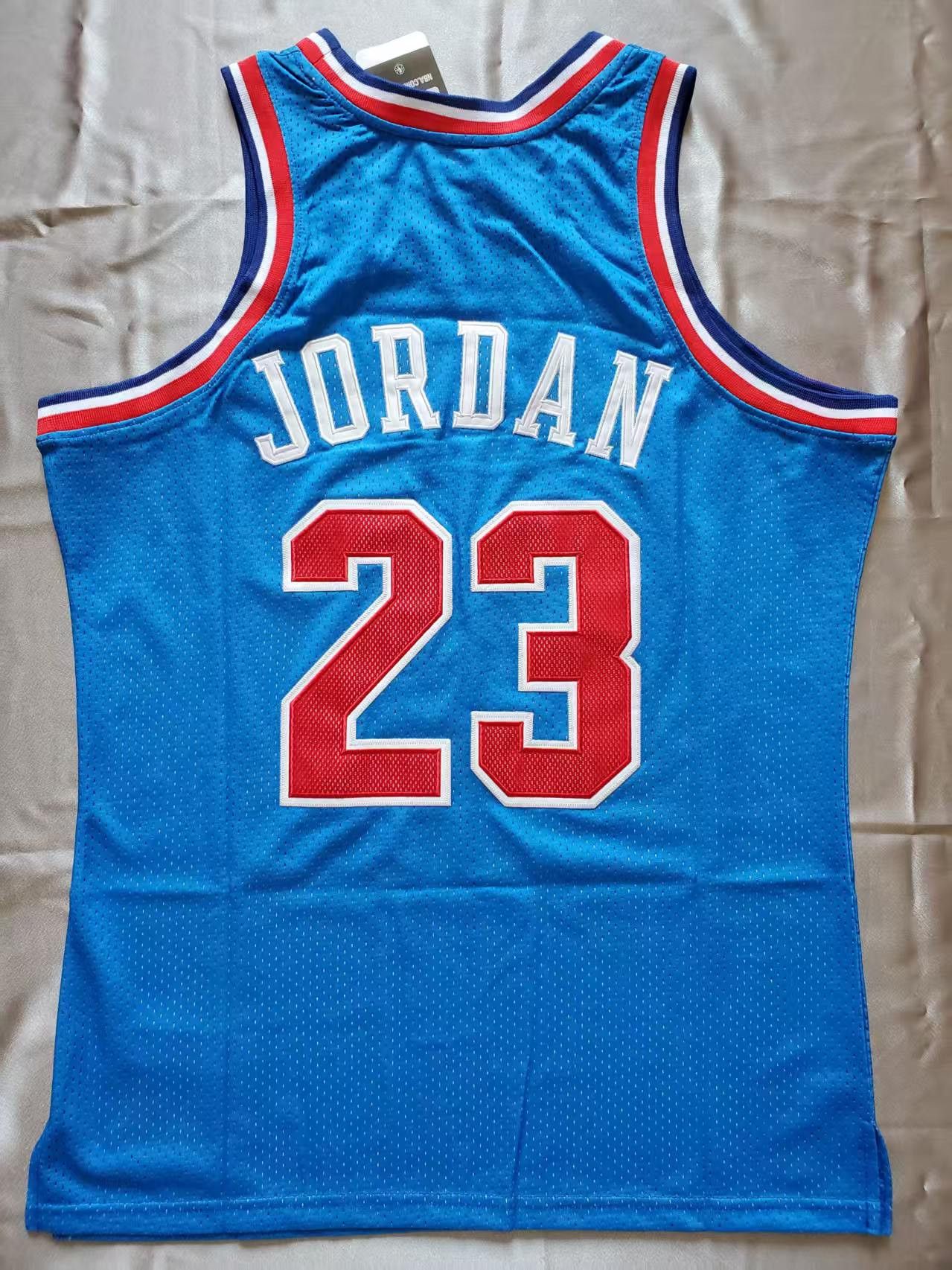 NBA 1993 All Star 23 Michael Jordan Jersey Size US XL / EU 56 / 4 - 2 Thumbnail