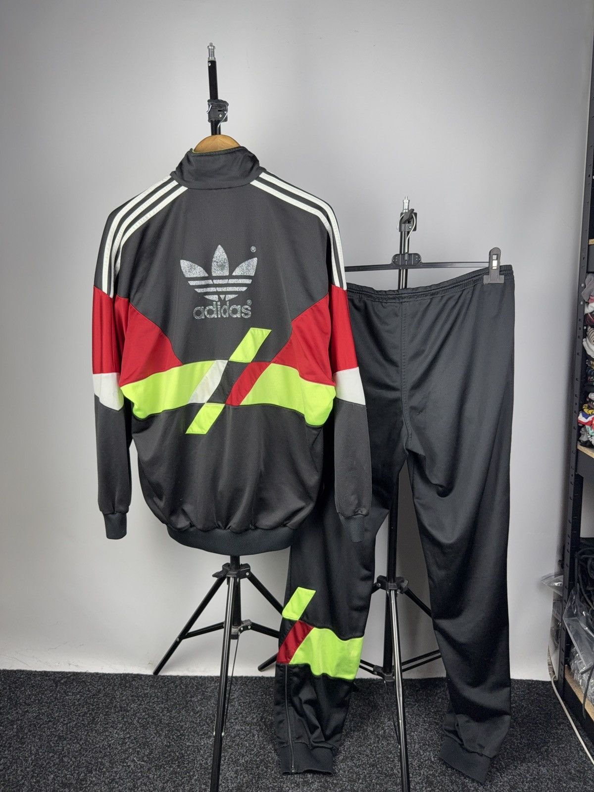Adidas Vintage 90s Adidas Tracksuit Black Neon Trefoil Set Size US M / EU 48-50 / 2 - 1 Thumbnail