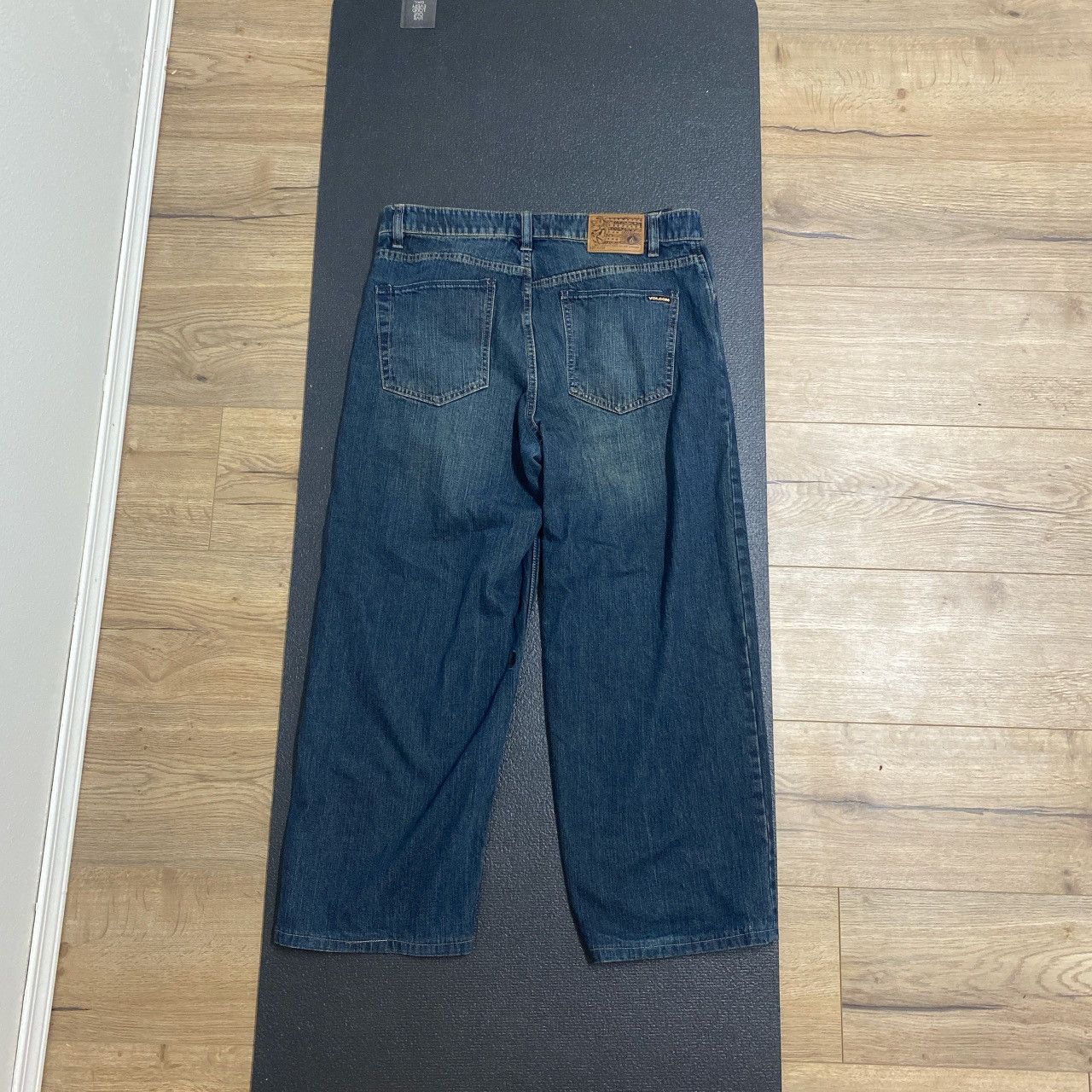 Volcom Baggy skater Size US 30 / EU 46 - 3 Thumbnail