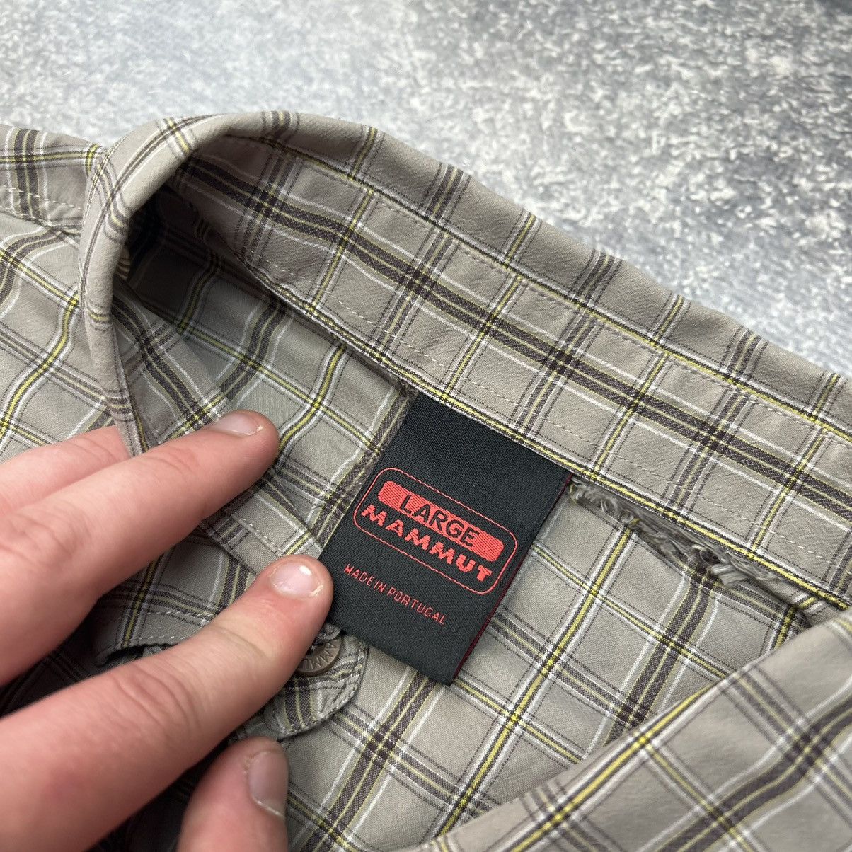 Mammut Mens Mammut Small logo Outdoor streetwear button shirt Size US L / EU 52-54 / 3 - 7 Thumbnail