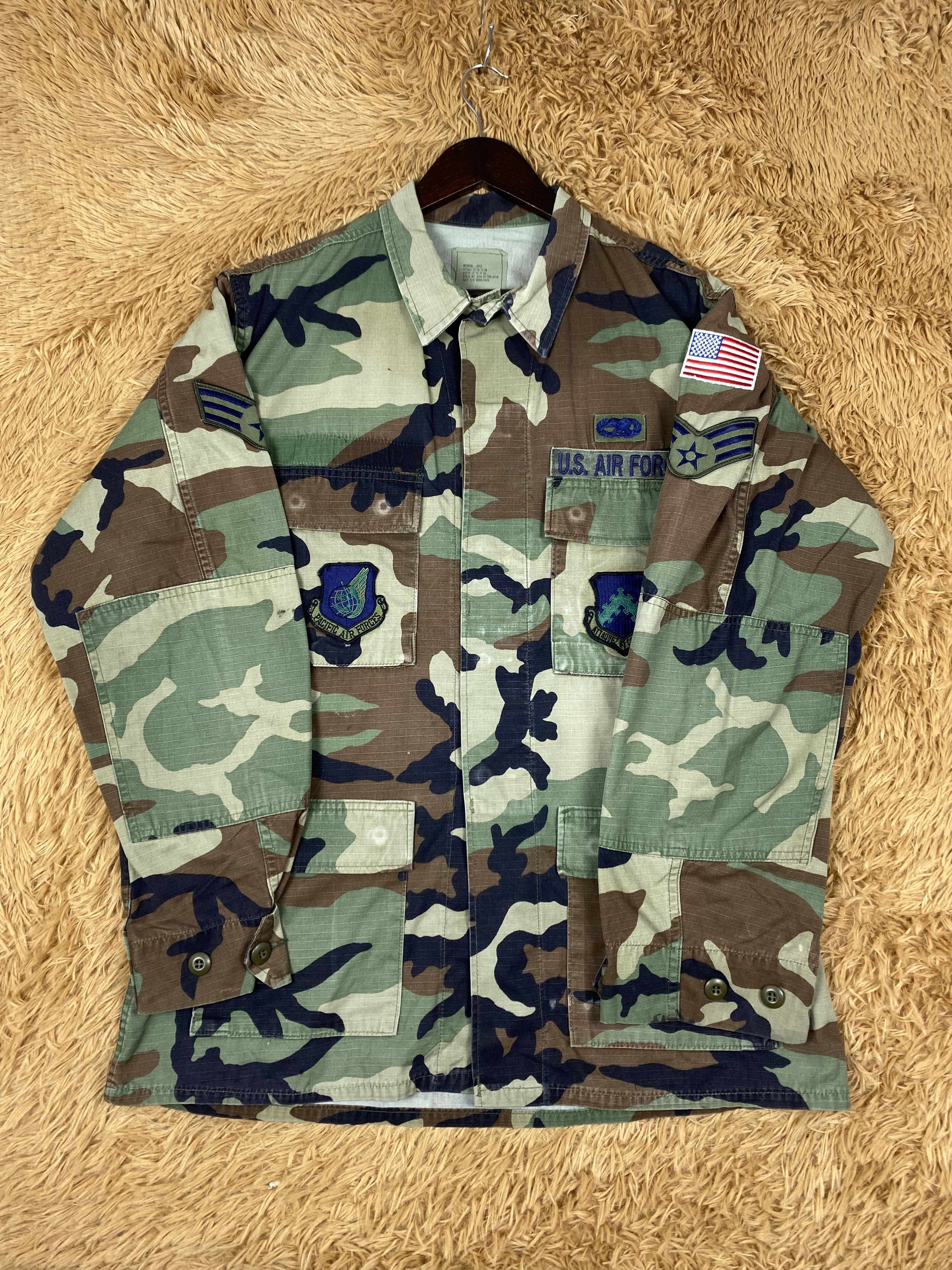 Vintage Vintage US Air Force Camouflage Jacket DJ0980 Size US M / EU 48-50 / 2 - 4 Thumbnail