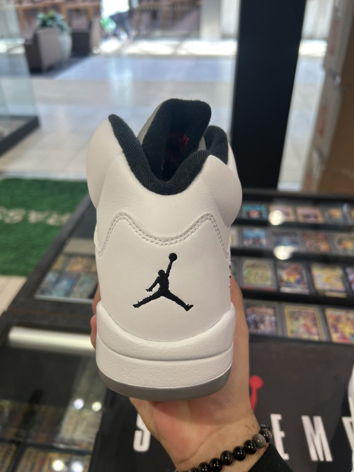 Jordan Brand Jordan 5 Supreme White Size US 11 / EU 44 - 8 Thumbnail