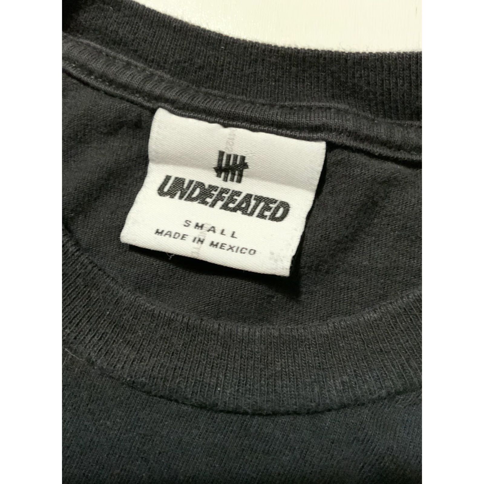 Undefeated UNDFTD Undefeated Racing Club Globe Black L/S Crewneck Graphic T-Shirt Sz. S Mens Shirt Size US S / EU 44-46 / 1 - 5 Thumbnail