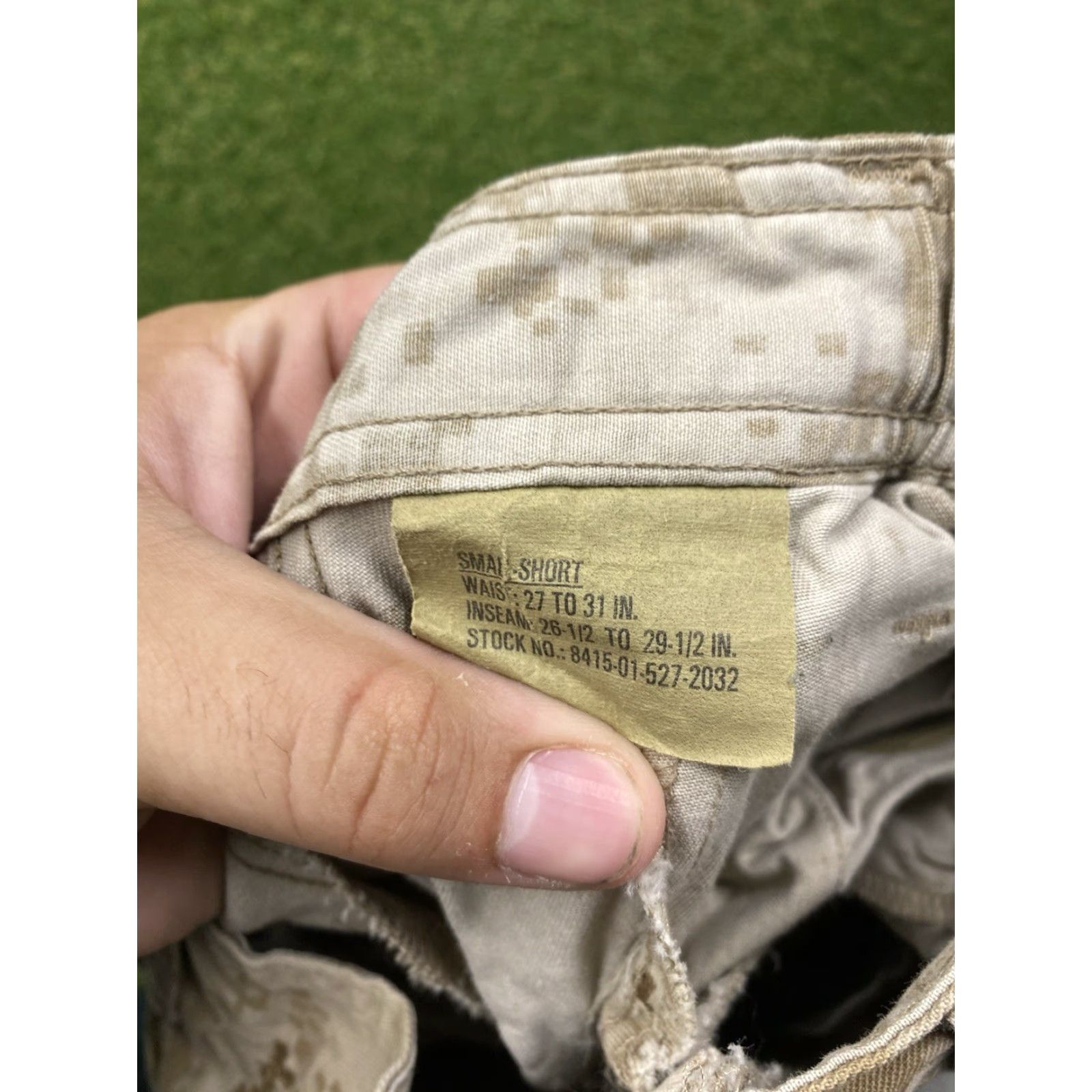 Vintage VINTAGE US ARMY Pants Mens Small Short Beige Digital Camo Cargo Pockets Desert Marpat Size US 29 - 7 Thumbnail