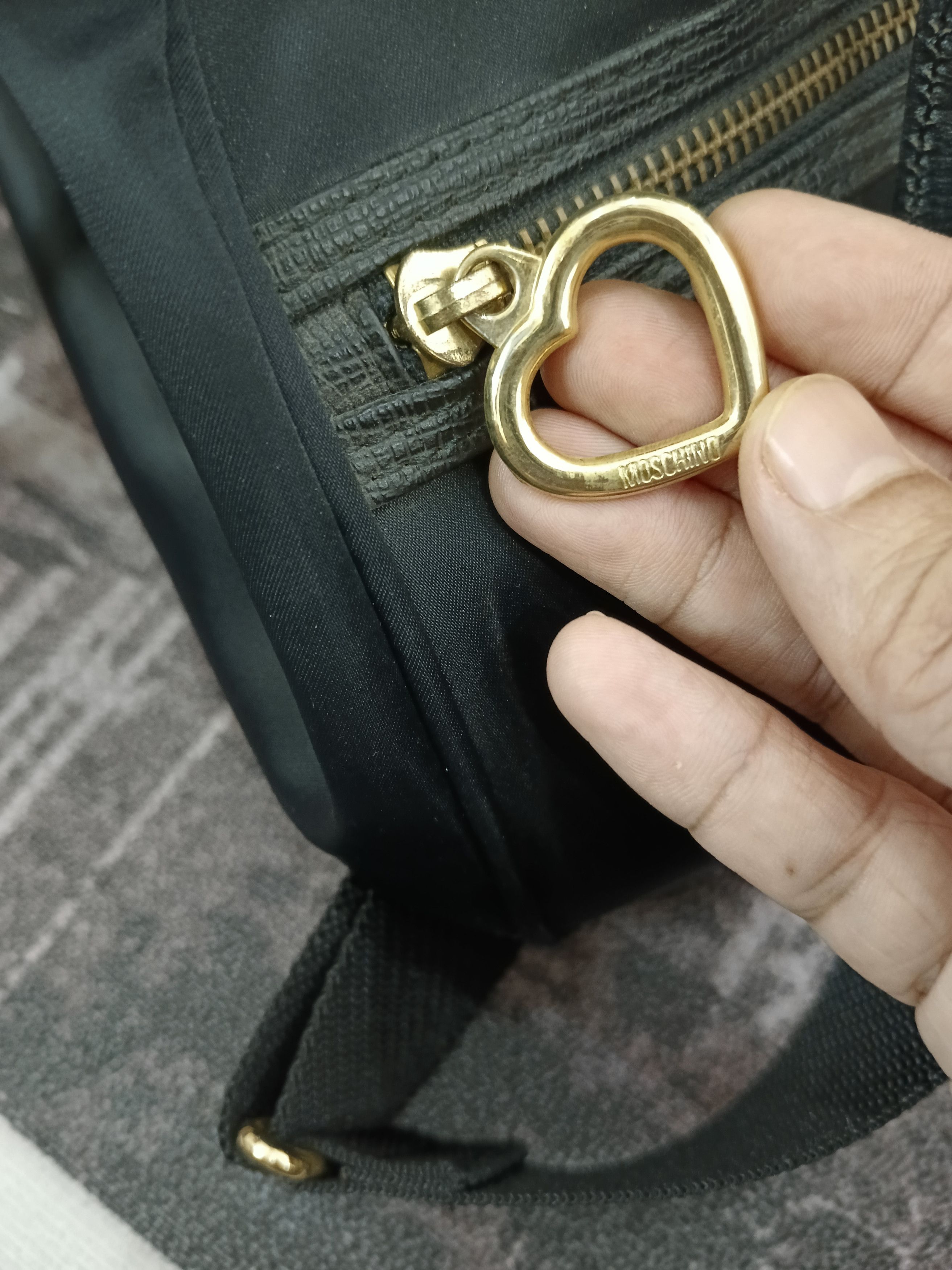 Moschino OG🔥GRAIL MOSCHINO TRAVEL BAG Size ONE SIZE - 11 Thumbnail