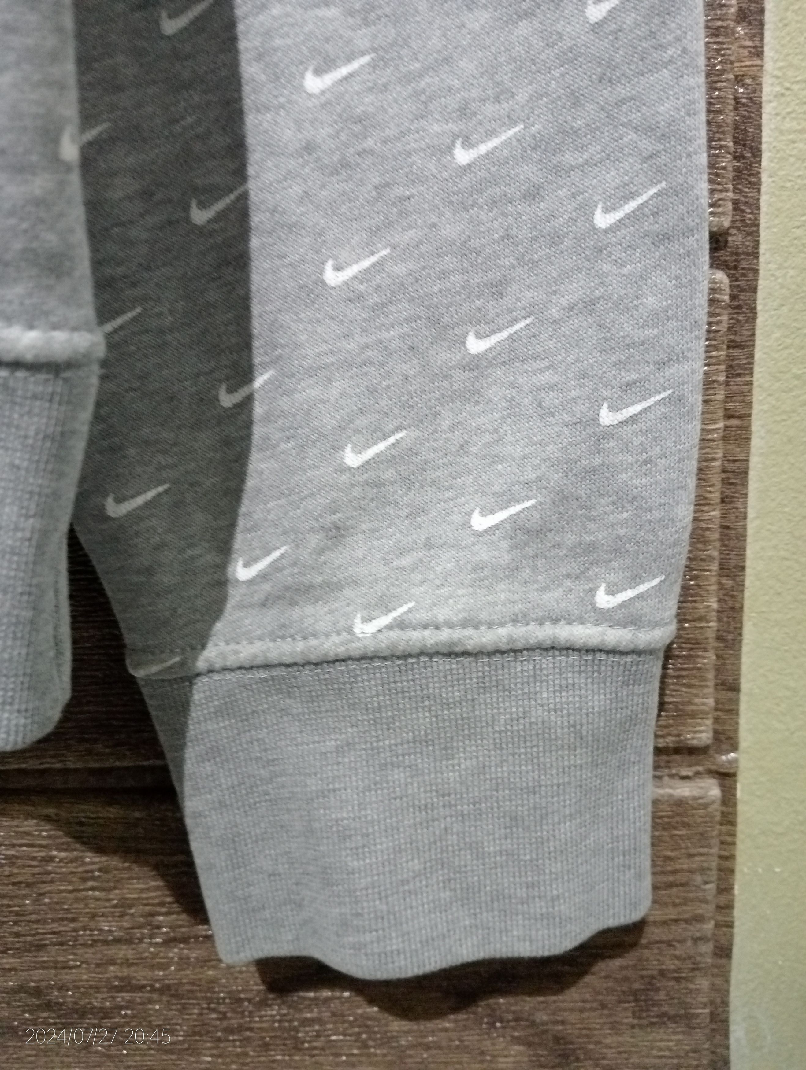 Nike Vintage Y2K Nike All Over Swoosh Logo Pullover Hoodie Size US M / EU 48-50 / 2 - 10 Thumbnail