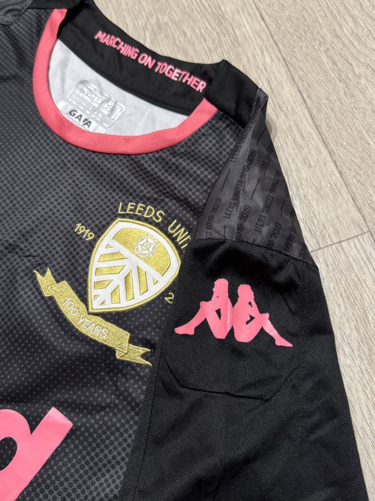 Kappa 🔷Kappa Leeds United 2019/20 Soccer jersey🔷 Size US L / EU 52-54 / 3 - 4 Thumbnail
