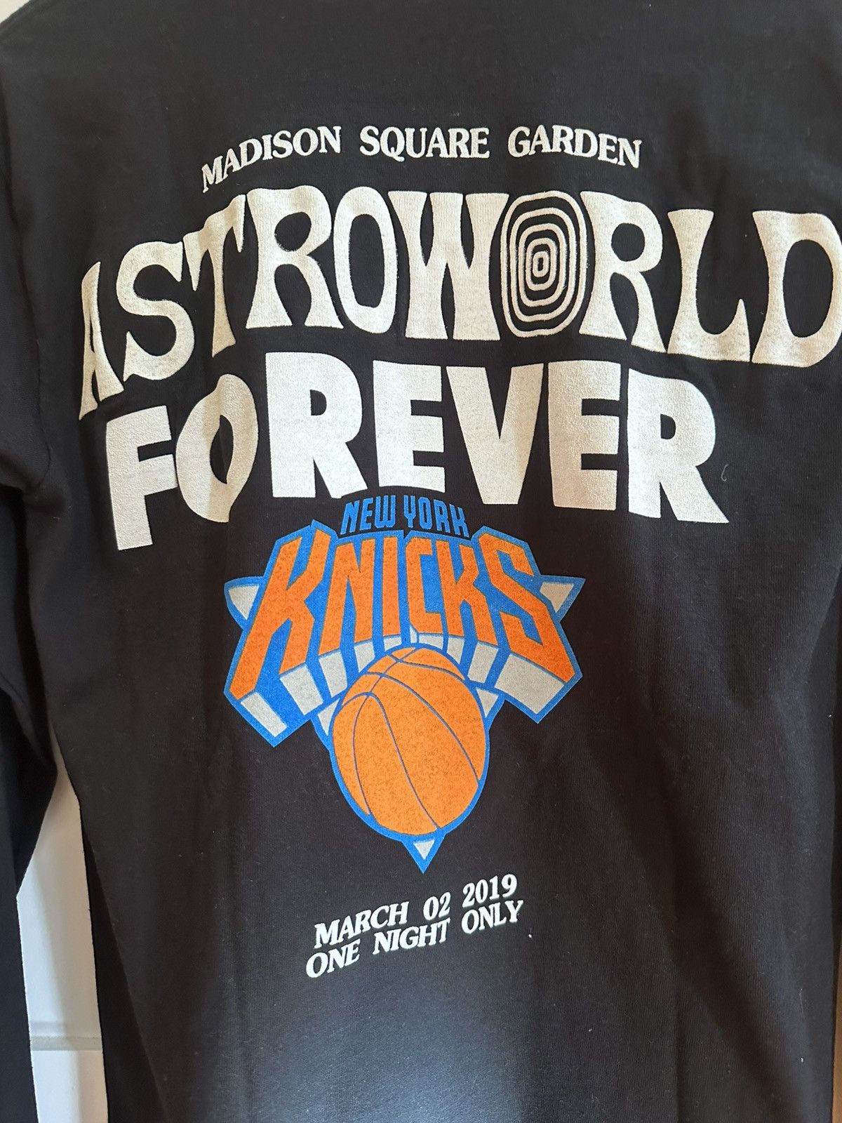 Travis Scott Travis Scott x New York Knicks Astroworld Tour Merch L/S tee Size US S / EU 44-46 / 1 - 3 Thumbnail