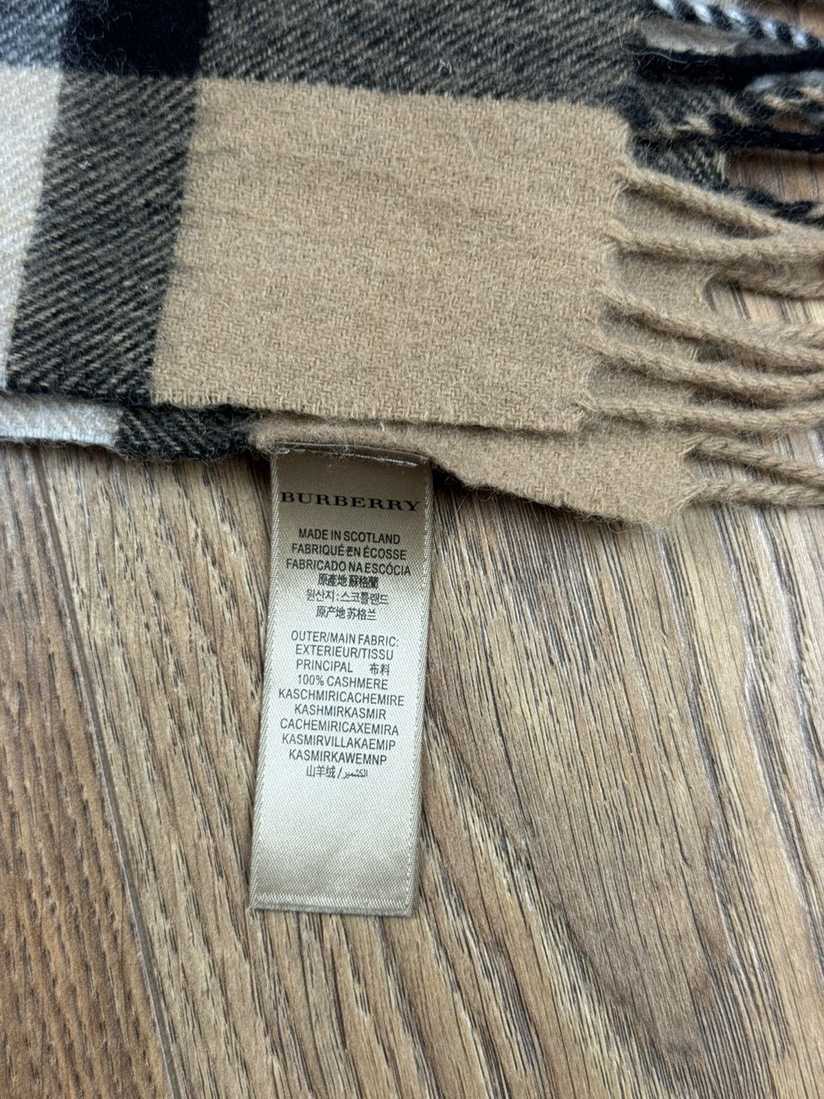 Burberry Vintage cashmere scarf Burberry’s 90s original luxury item Size ONE SIZE - 3 Thumbnail