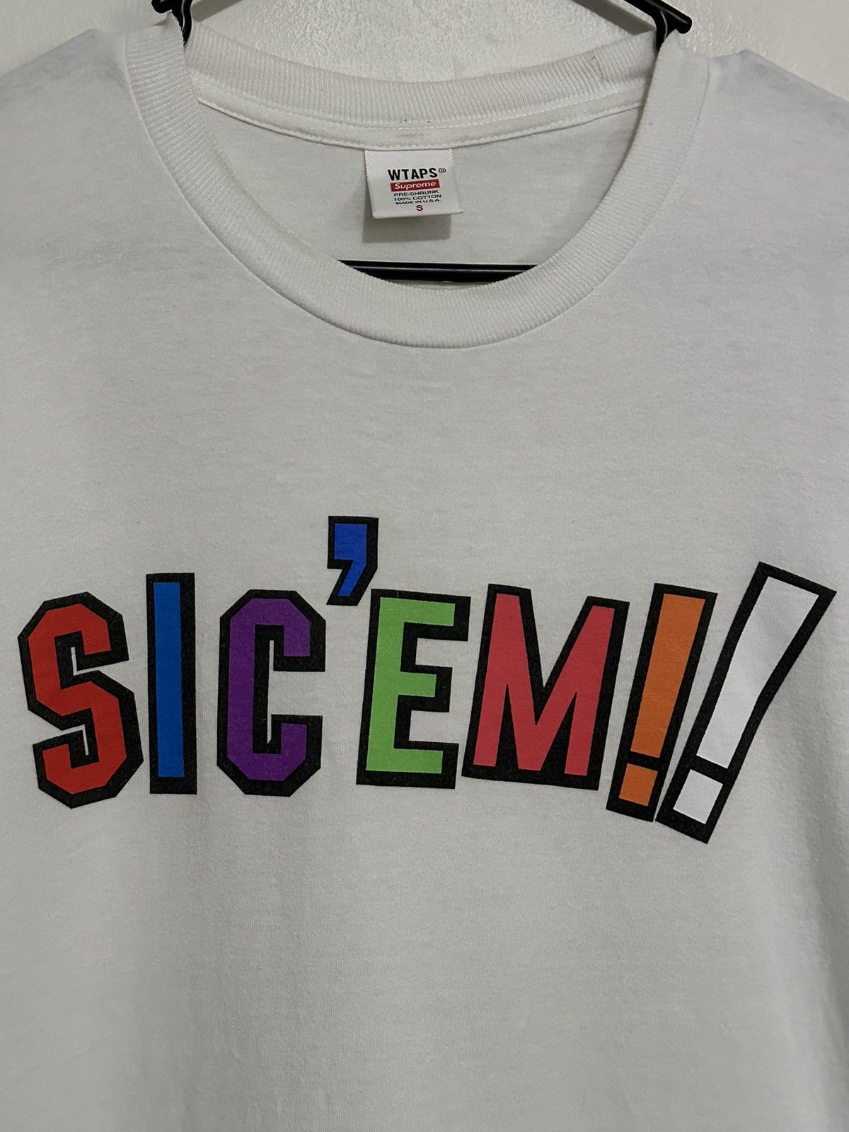 Supreme × Wtaps Supreme WTAPS Sic’Em! Tee Size US S / EU 44-46 / 1 - 2 Thumbnail
