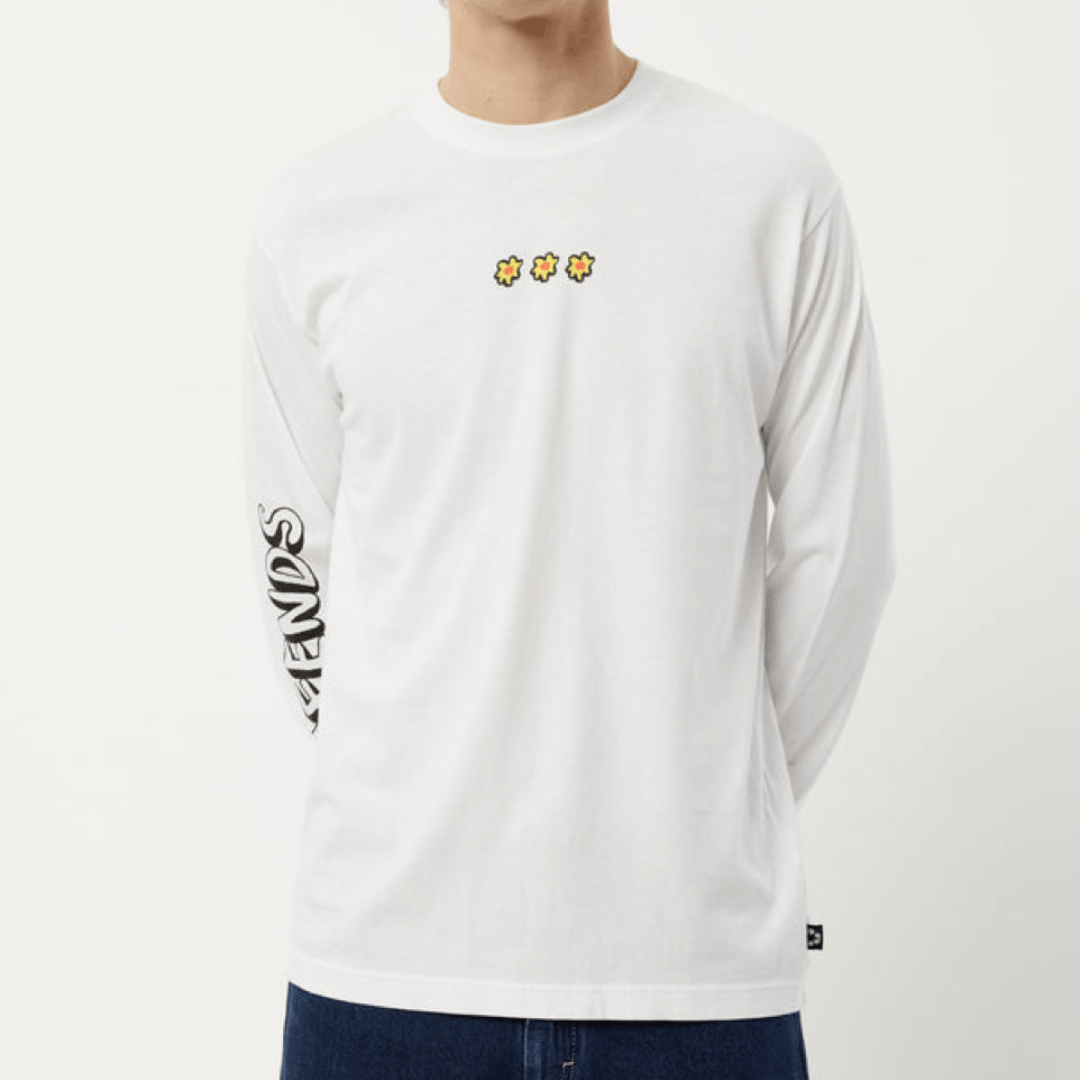 Afends BNWT Afends - Globe - Recycled Long Sleeve Tee - Size Medium Size US M / EU 48-50 / 2 - 13 Thumbnail
