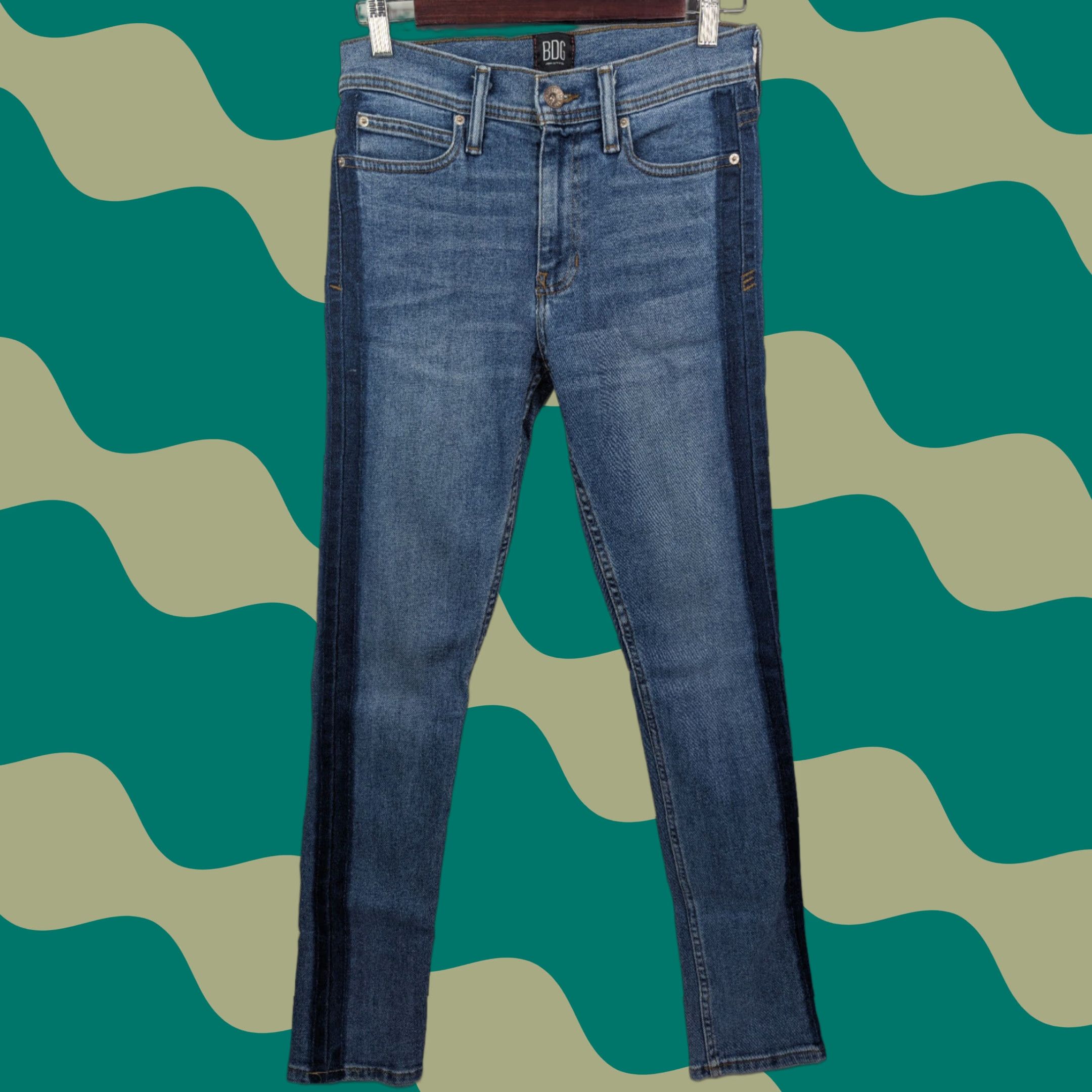 Bdg BDG Skinny Jeans Dark Side Panels Size 29 Cotton Denim Women Slim Stretch Flat Pockets Blue Modern Classic Designer Size 29" - 1 Thumbnail