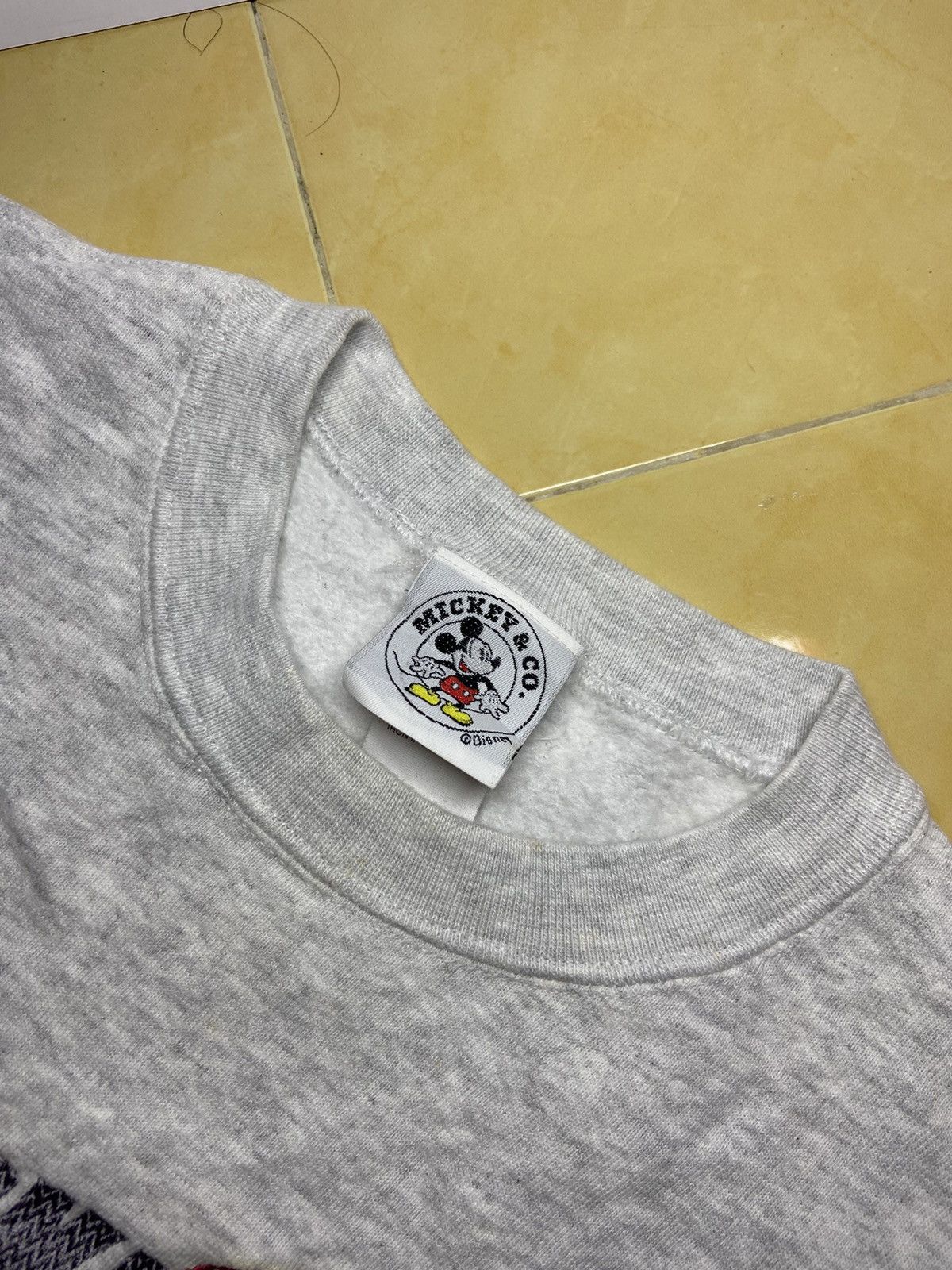 Disney × Mickey & Co. × Vintage MICKEY MOUSE VINTAGE BY GENUS CINCINNATI .CO SWEATSHIRT Size US M / EU 48-50 / 2 - 8 Thumbnail