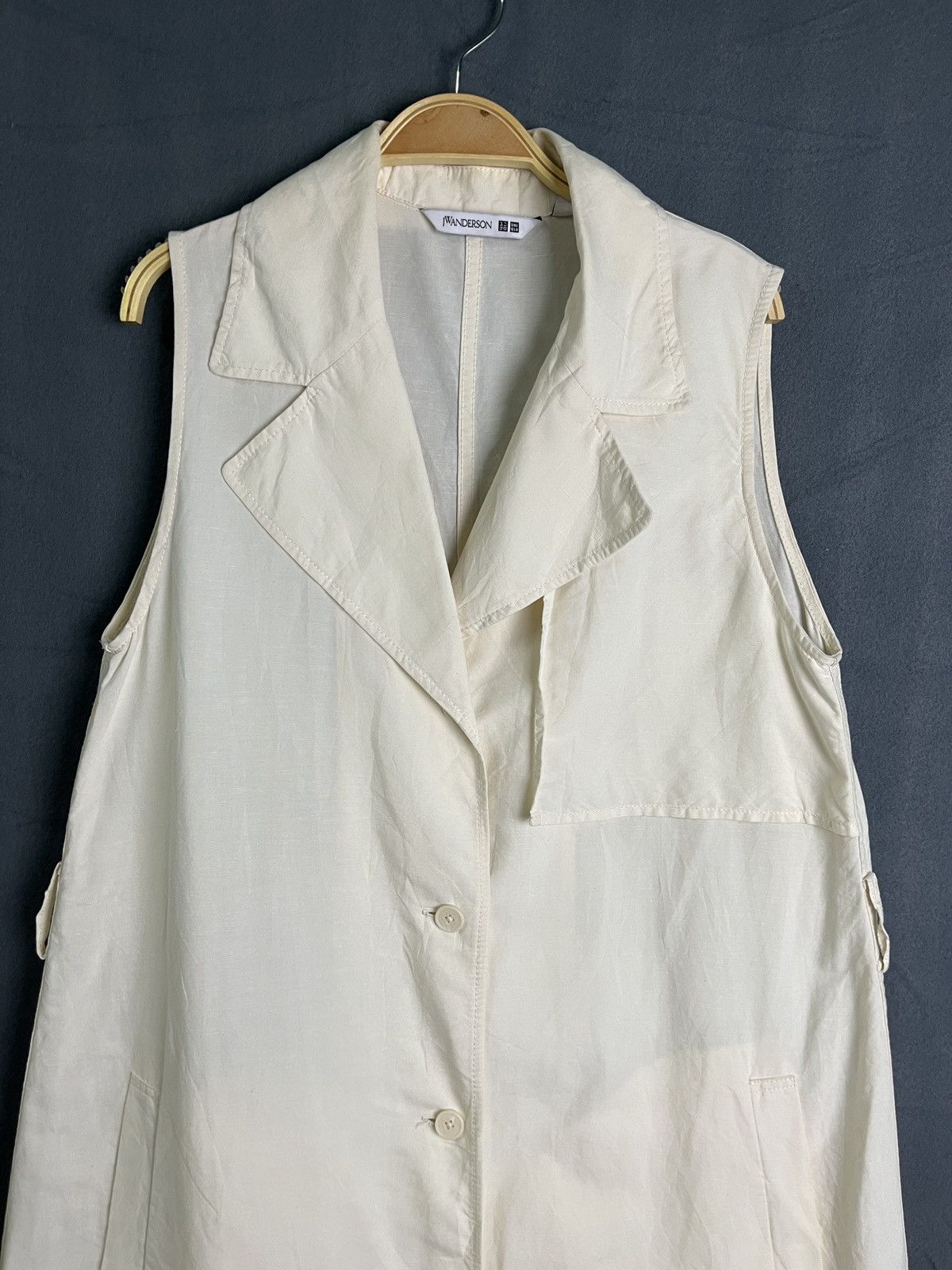 JW Anderson × Uniqlo Uniqlo x JW Anderson Coat Size M / US 6-8 / IT 42-44 - 3 Thumbnail