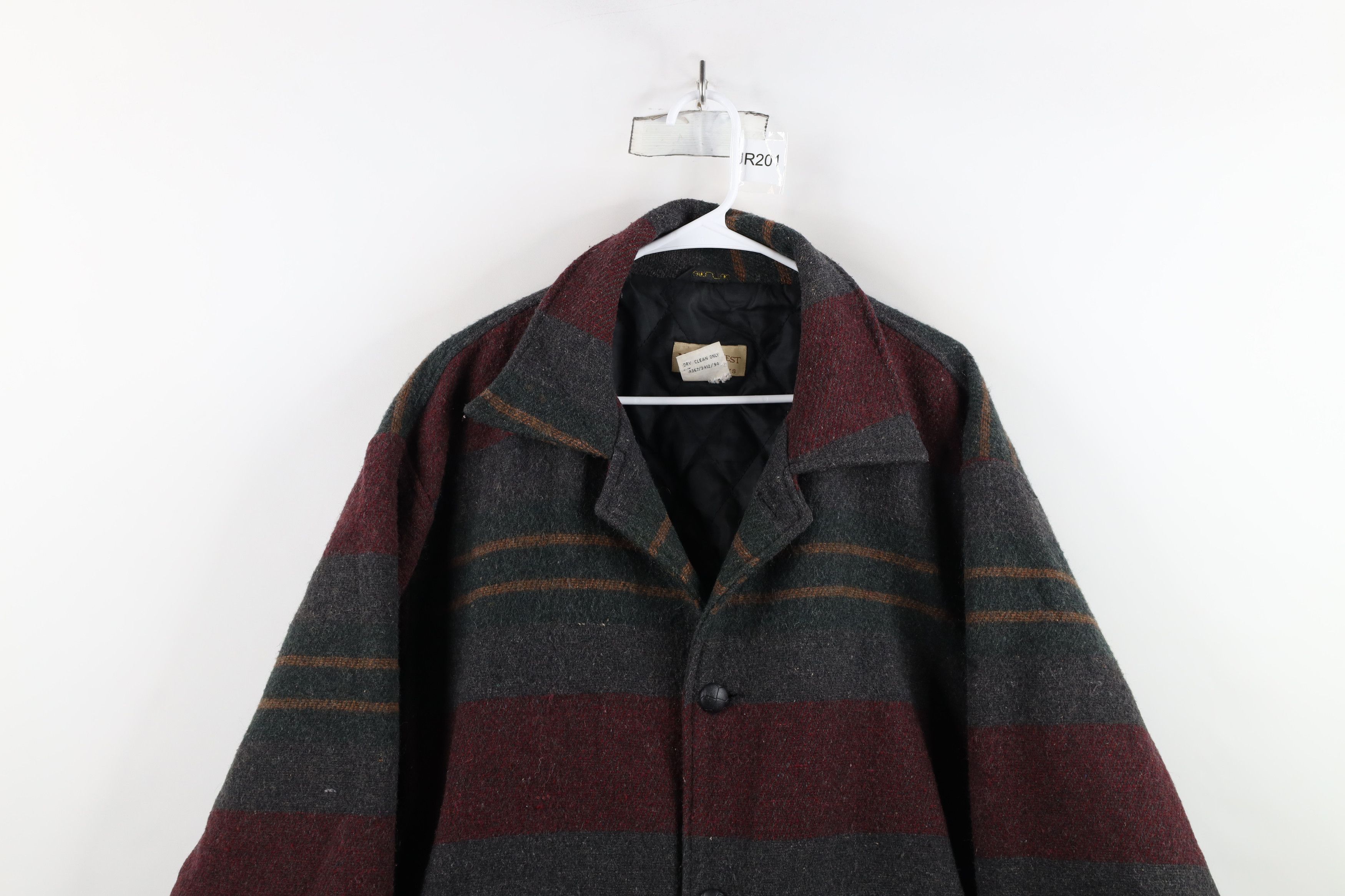 Vintage Vintage 90s Streetwear Blanket Striped Button Jacket Coat Size US L / EU 52-54 / 3 - 2 Thumbnail
