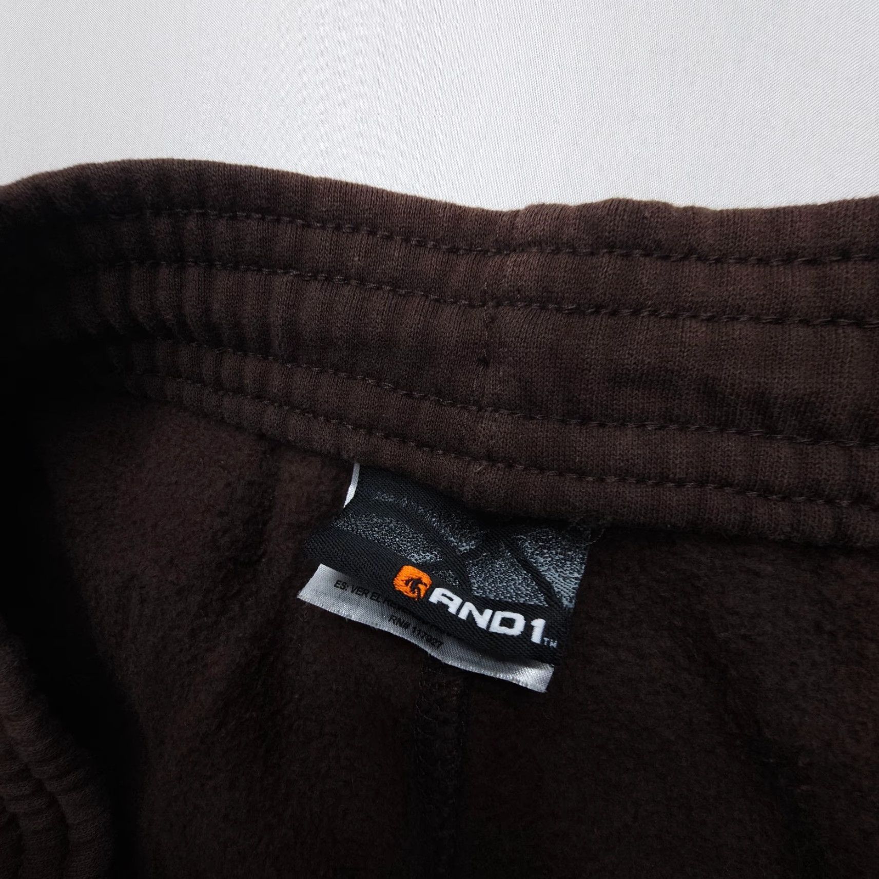 Vintage VINTAGE AND1 Cargo Sweatpants Mens XL Brown - Relaxed Fit, Drawstring, Pockets, Fleece Cotton Blend, 28in Inseam, Hip Hop Sportswear Size US 36 / EU 52 - 7 Thumbnail