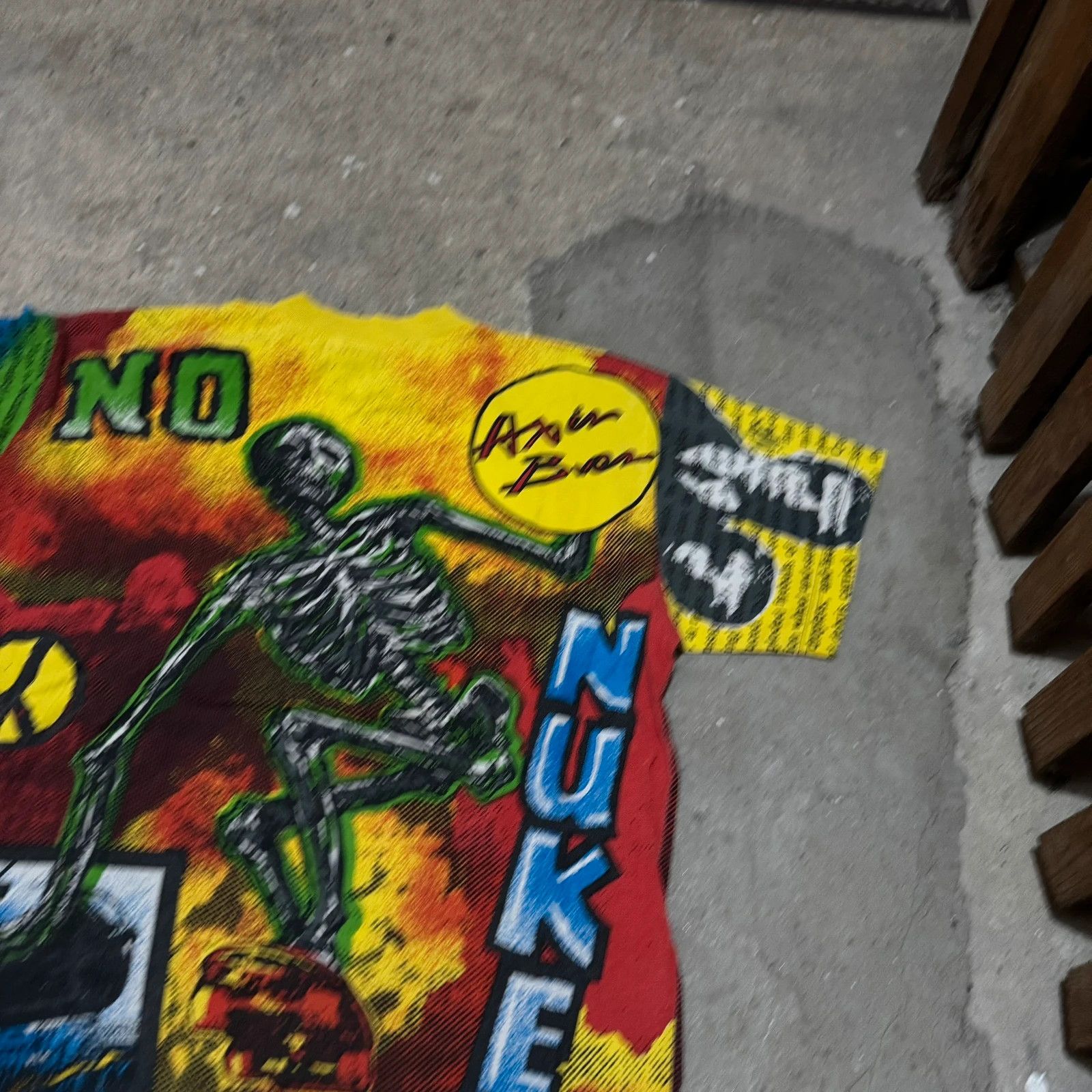 Vintage Vintage boot „no nukes“ 1988 t-shirt Size US M / EU 48-50 / 2 - 10 Thumbnail