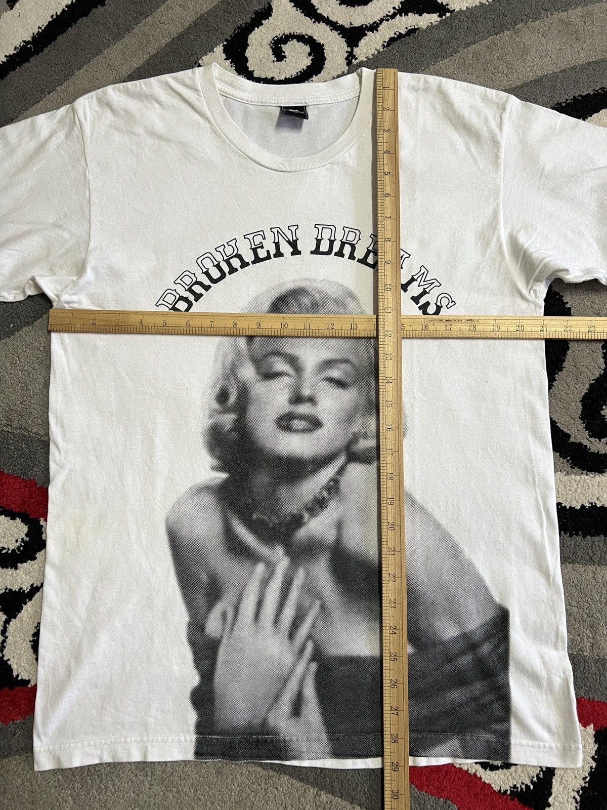Freshjive Vintage Freshjive "Broken Dreams" Marilyn Monroe Tee Size L Size US L / EU 52-54 / 3 - 10 Thumbnail
